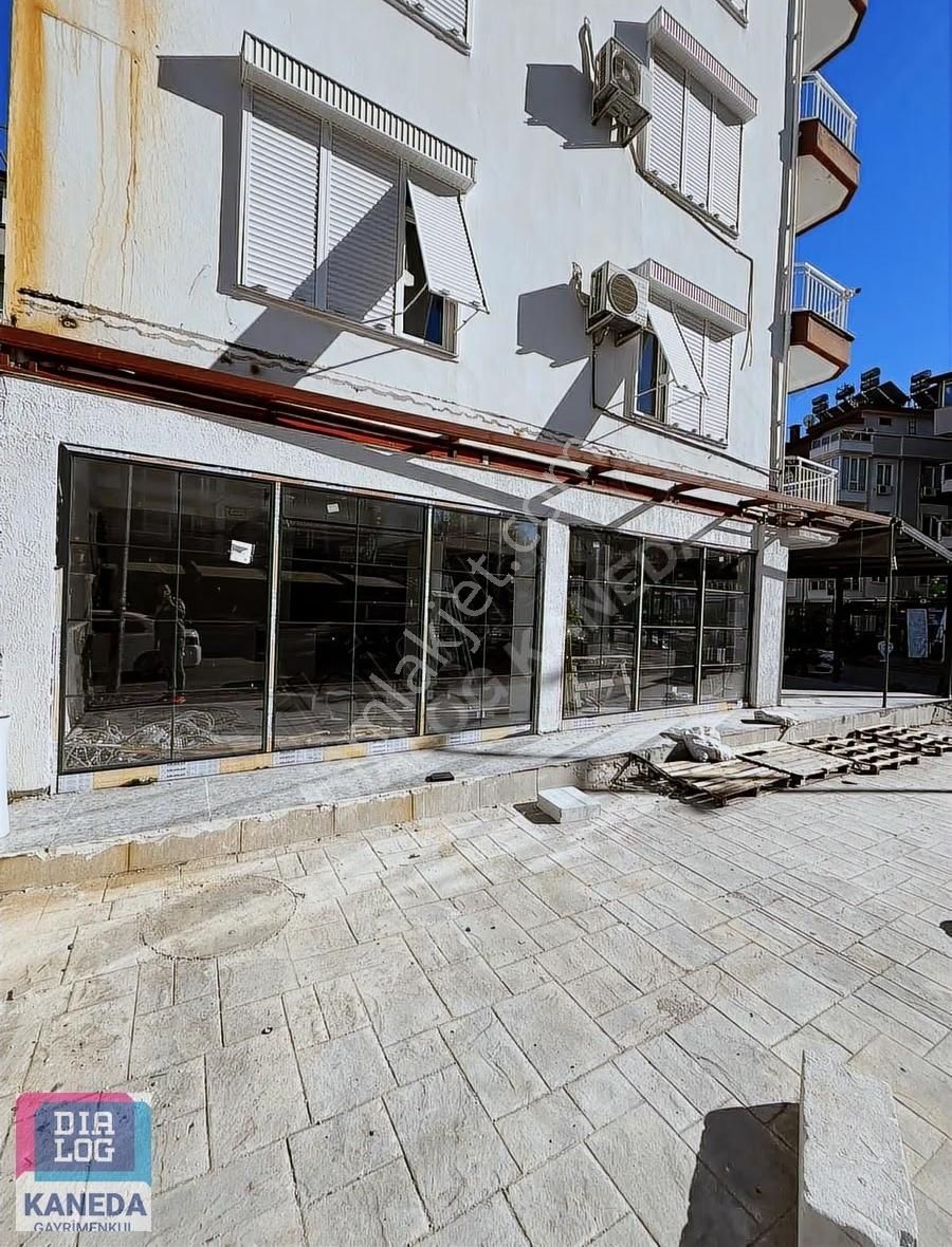 Kültür'de Komple 200 M2! Cafe, Market Veya Restoran İçin İdeal