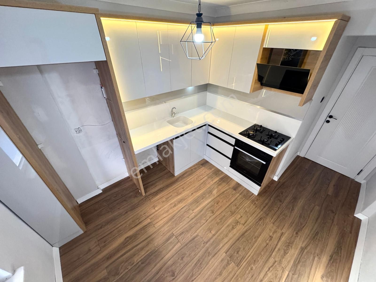 🏡 Referans'tan Altınkum'da Doktorlar Sitesi Yakını Modern Tasarımlı 2+1 Daire - Görsel 22