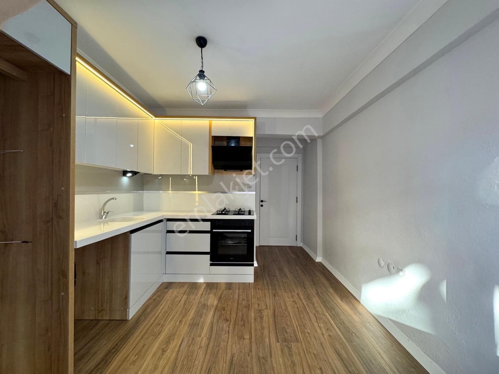 🏡 Referans'tan Altınkum'da Doktorlar Sitesi Yakını Modern Tasarımlı 2+1 Daire - Görsel 32