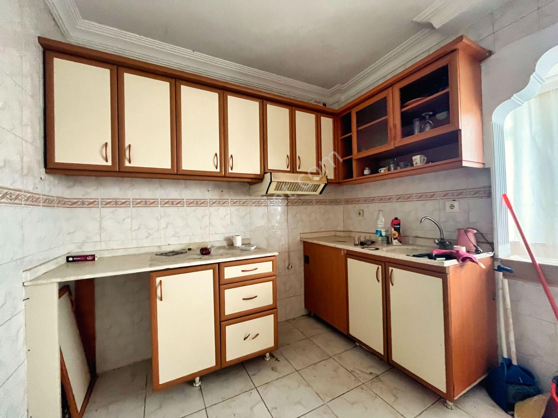 🛑🛑aktif'ten Akçay'da Fırsat Daire !!! Merkezi Konumda Ayrı Mutfaklı Arakat Satılık 2+1 Daire - Görsel 3