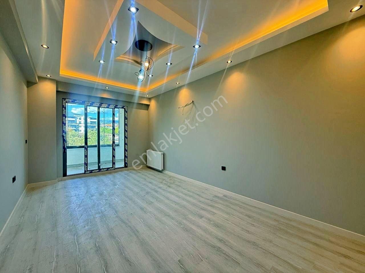 Uytundan Zeytinlide Doğa Manzaralı Doğalgazlı 2+1 Daire - Görsel 10