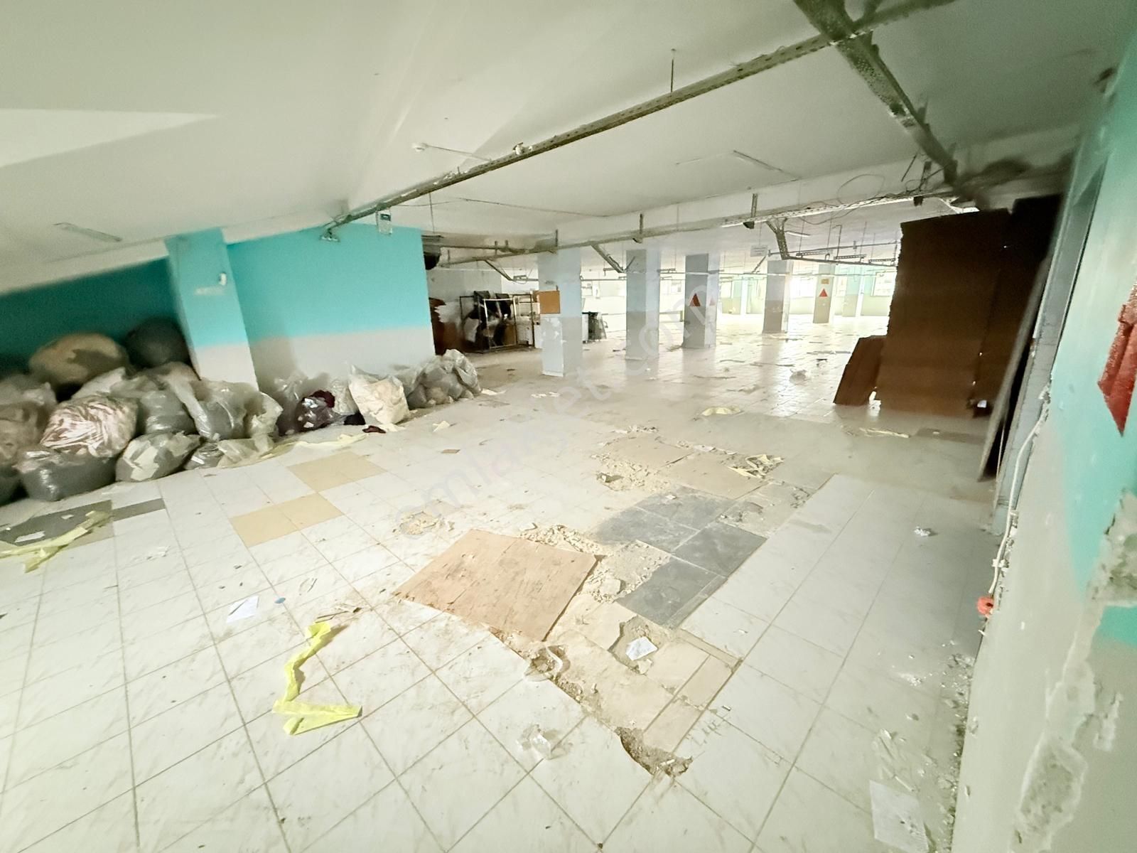 Pusula İnş.tan 1100m2 Tramvay Caddesinde Yük Asansörlü İş Yeri - Görsel 19