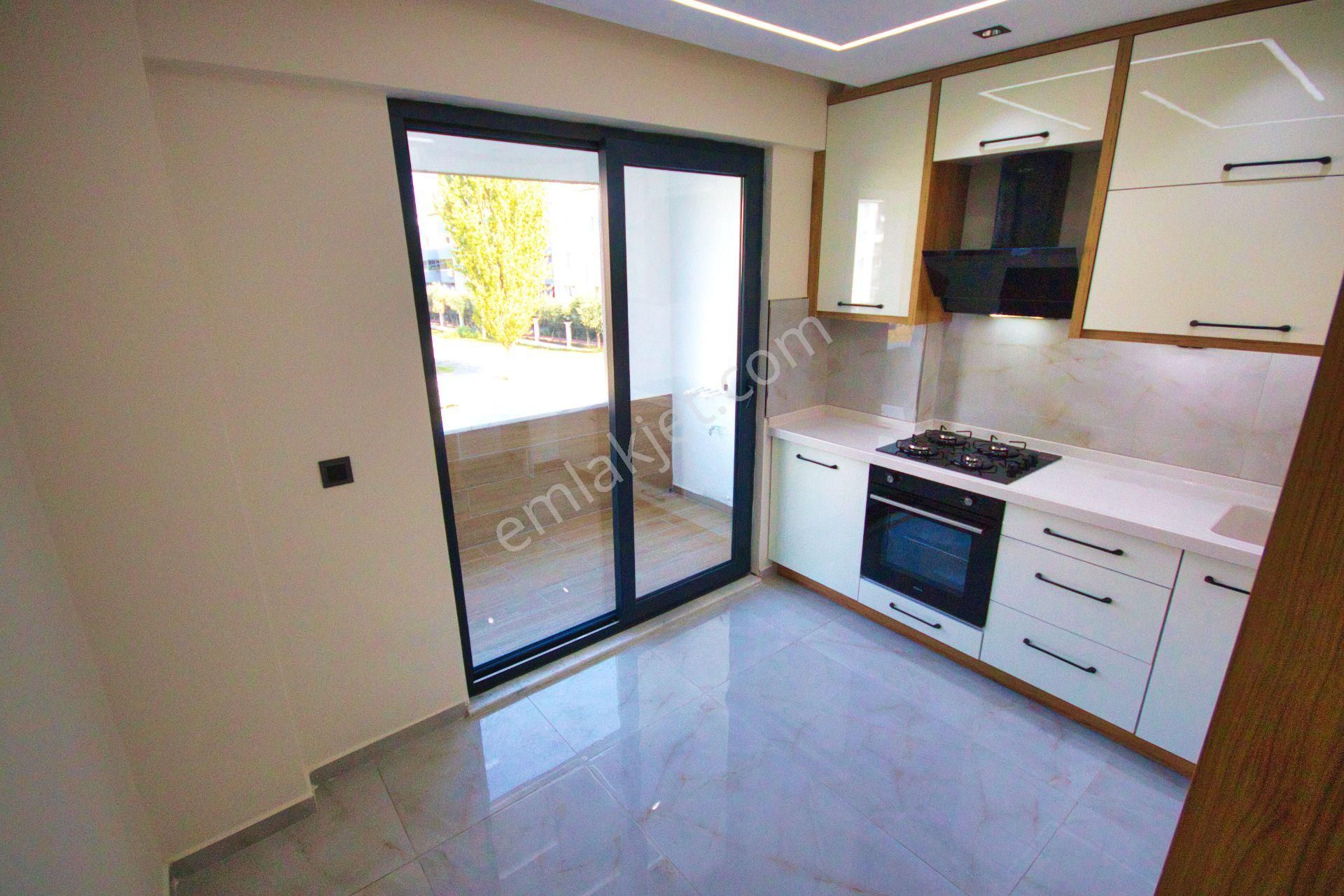 🛑🛑aktif'ten Akçay'da Merkezi Konumlu Şık Tasarımlı Arakat Ferah 3+1 Daire - Görsel 8