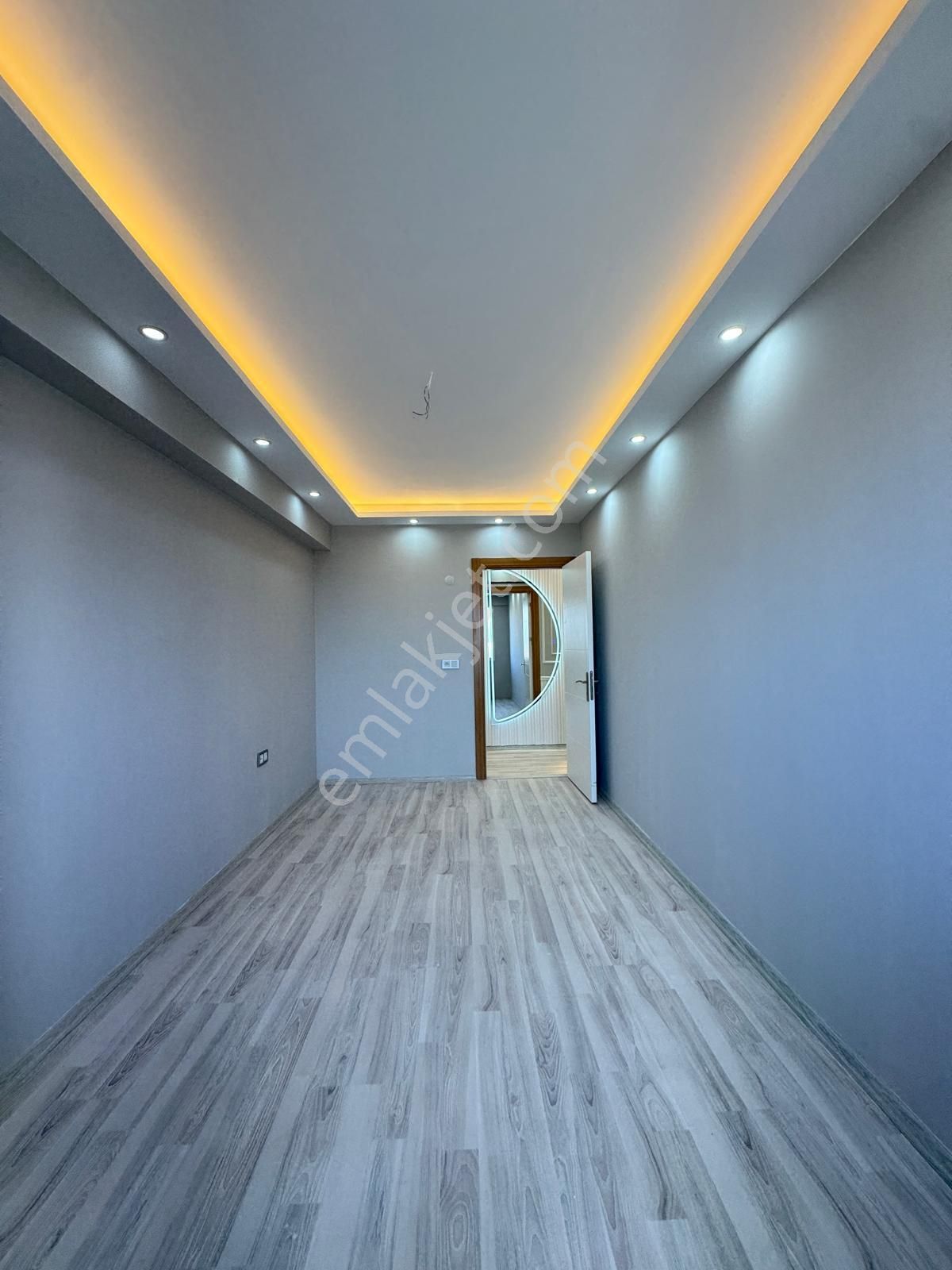 Zeki Emlak'tan Muradiye Mh. Site İçinde Satılık 2+1 Sıfır Daire - Görsel 12