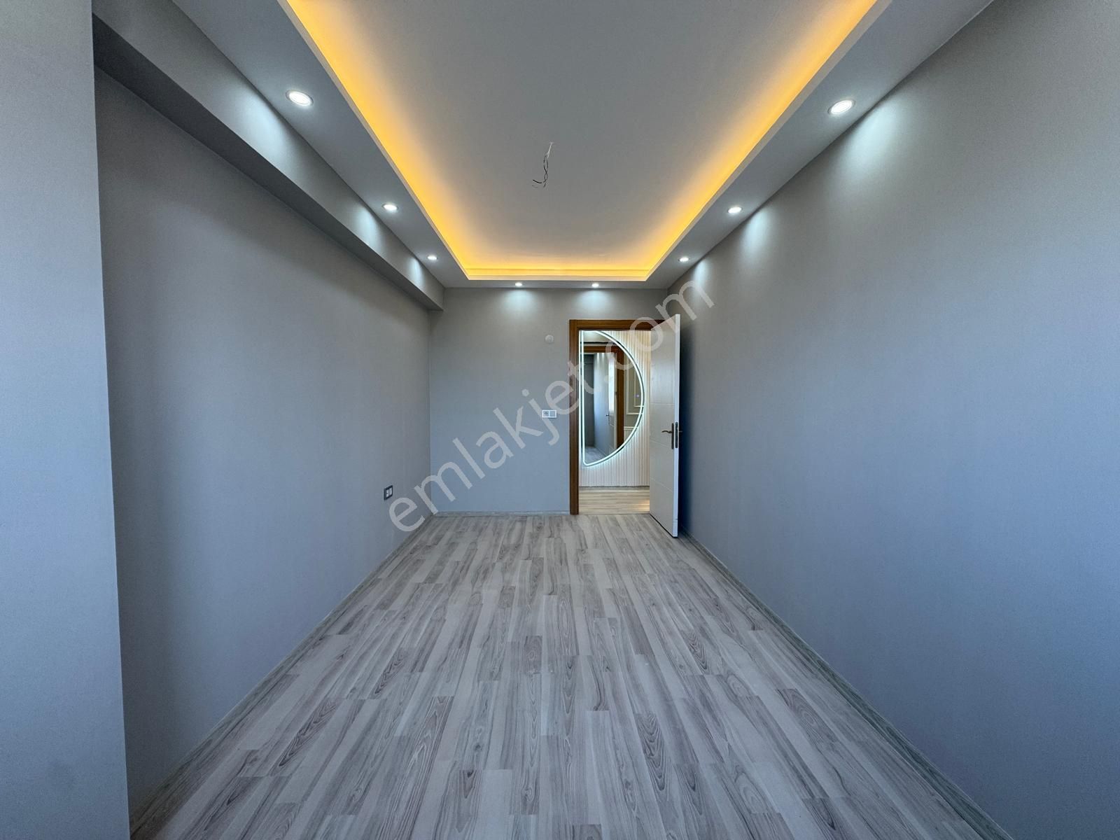 Zeki Emlak'tan Muradiye Mh. Site İçinde Satılık 2+1 Sıfır Daire - Görsel 17