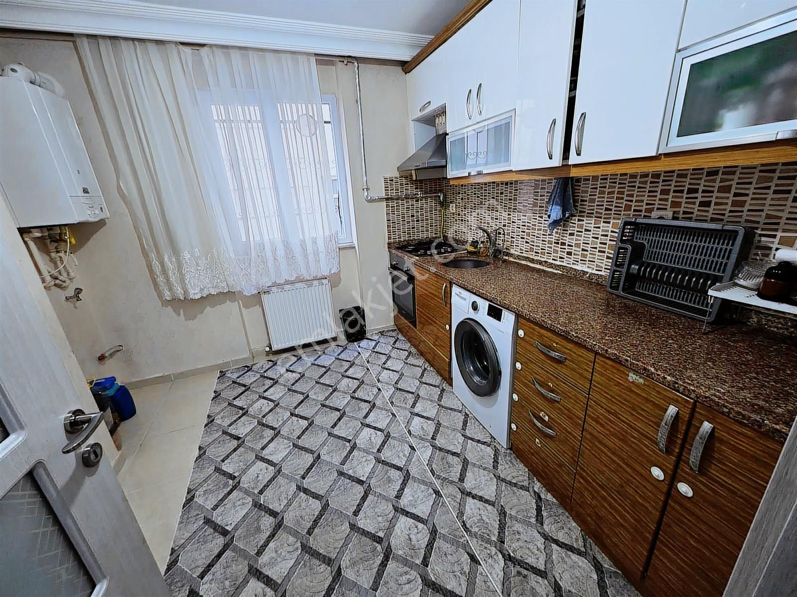 Tramvaya Ve Metro Yakın Yeni Binada 2+1 Odalı Krediye Uygun - Görsel 20