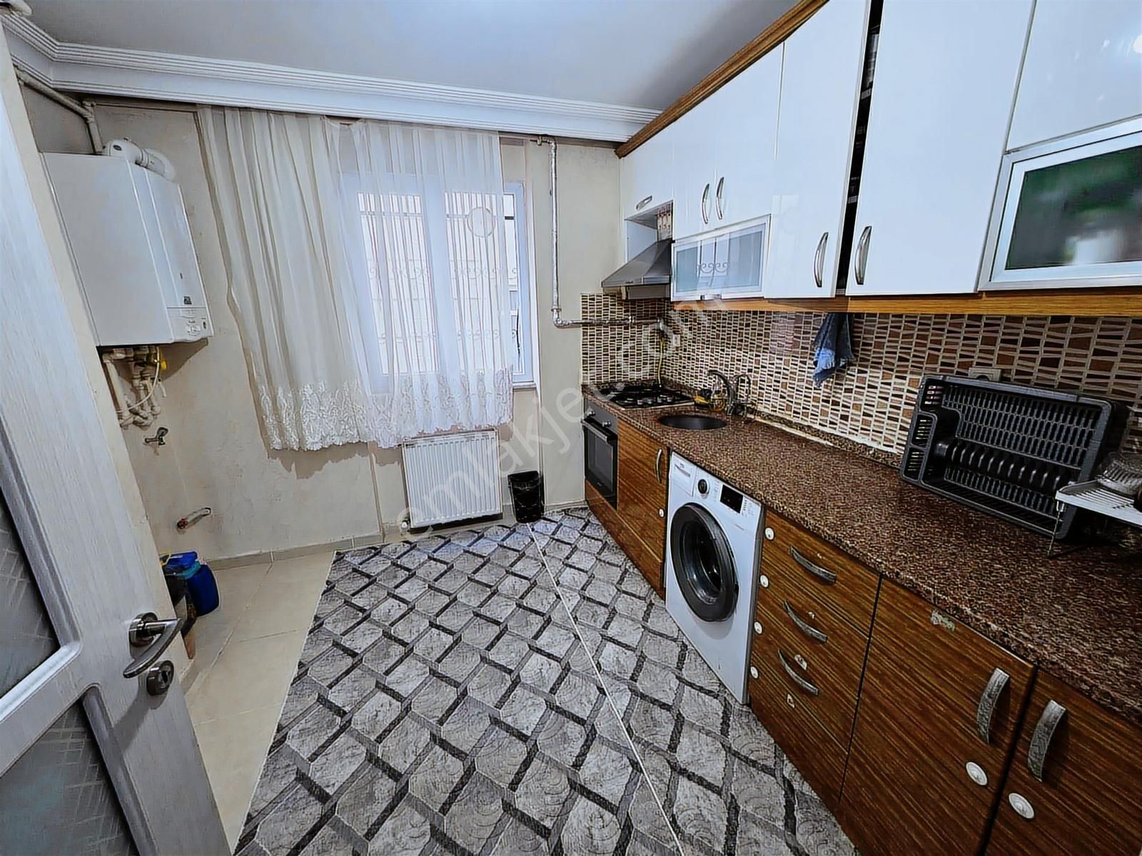 Tramvaya Ve Metro Yakın Yeni Binada 2+1 Odalı Krediye Uygun - Görsel 14