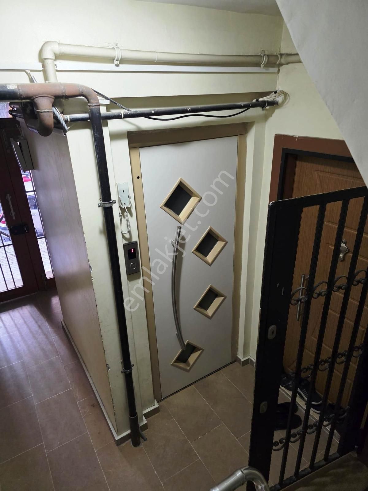 Tramvaya Ve Metro Yakın Yeni Binada 2+1 Odalı Krediye Uygun - Görsel 8