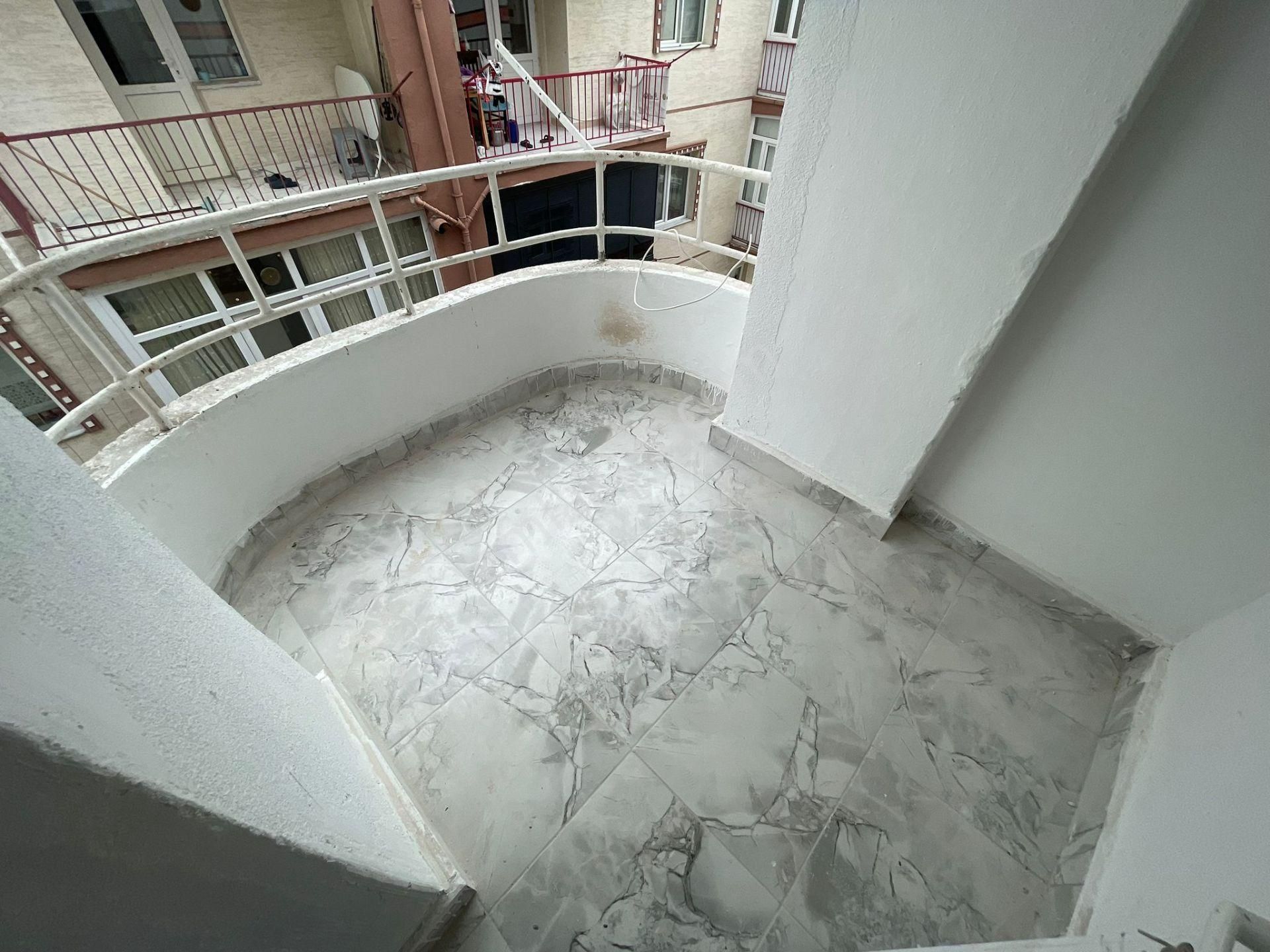 Sincan Plevne'de Arakatta Ebeveyn Banyolu Ultralüx Trene Yakın Emsalsiz Geniş Daire - Görsel 7
