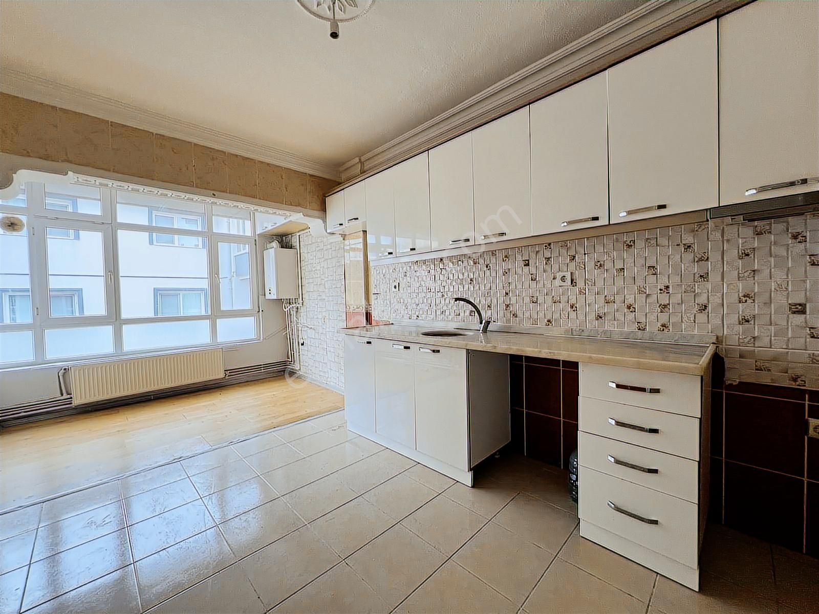 Engin Emlak'tan Azmi Ertuğrul İlkokul Yakını Kiler'li 3+1 - Görsel 8