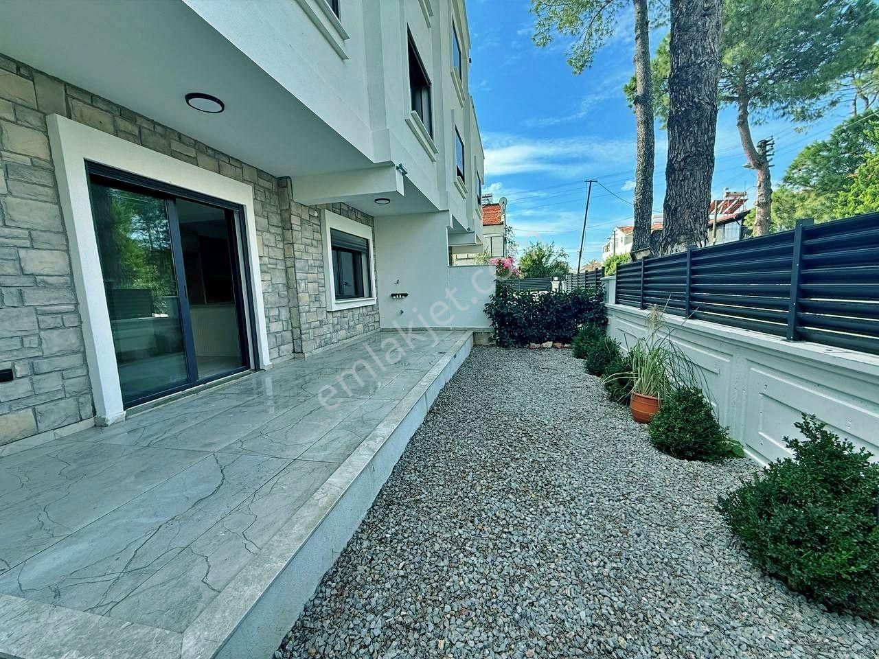 Uytundan Akçayda Denize 50 Metre Otoparklı Ultralüks 4+1 Villa - Görsel 16