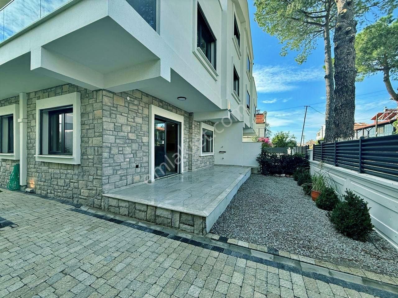 Uytundan Akçayda Denize 50 Metre Otoparklı Ultralüks 4+1 Villa - Görsel 26