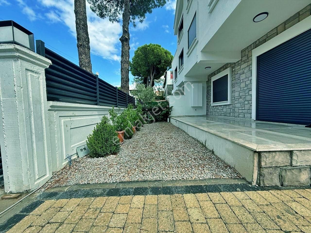 Uytundan Akçayda Denize 50 Metre Otoparklı Ultralüks 4+1 Villa - Görsel 29