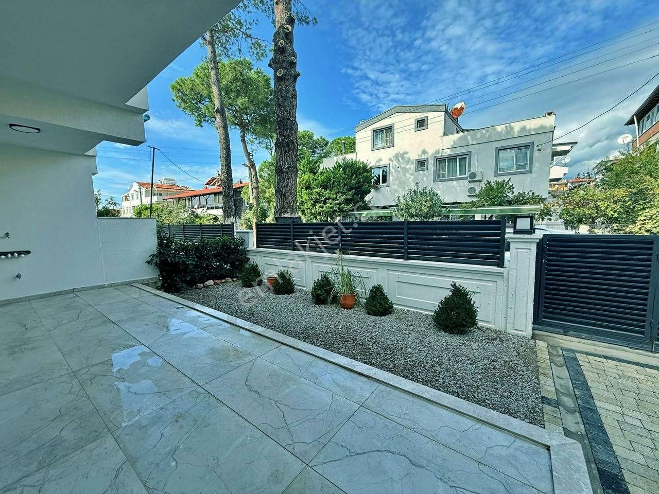 Uytundan Akçayda Denize 50 Metre Otoparklı Ultralüks 4+1 Villa - Görsel 27