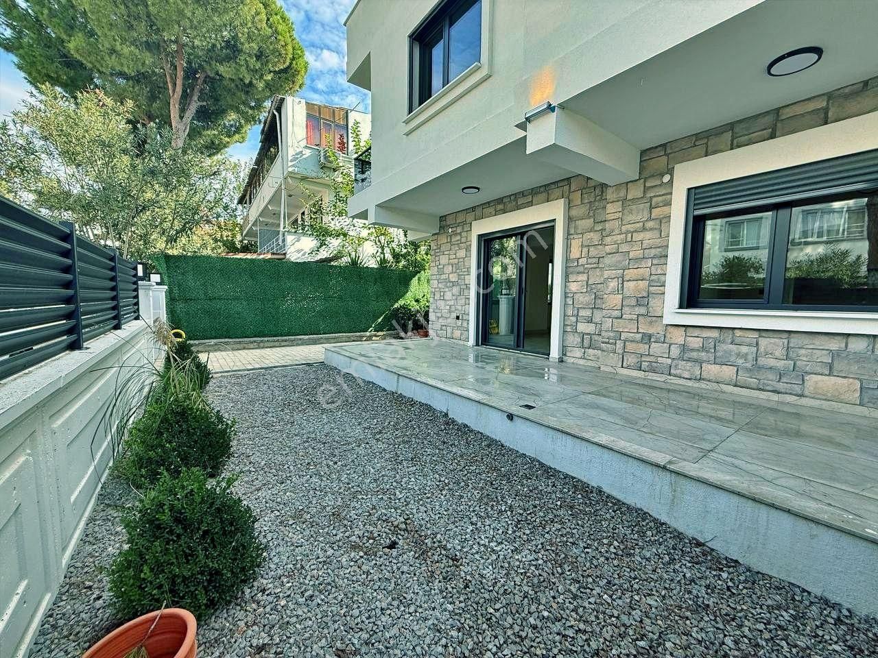 Uytundan Akçayda Denize 50 Metre Otoparklı Ultralüks 4+1 Villa - Görsel 18