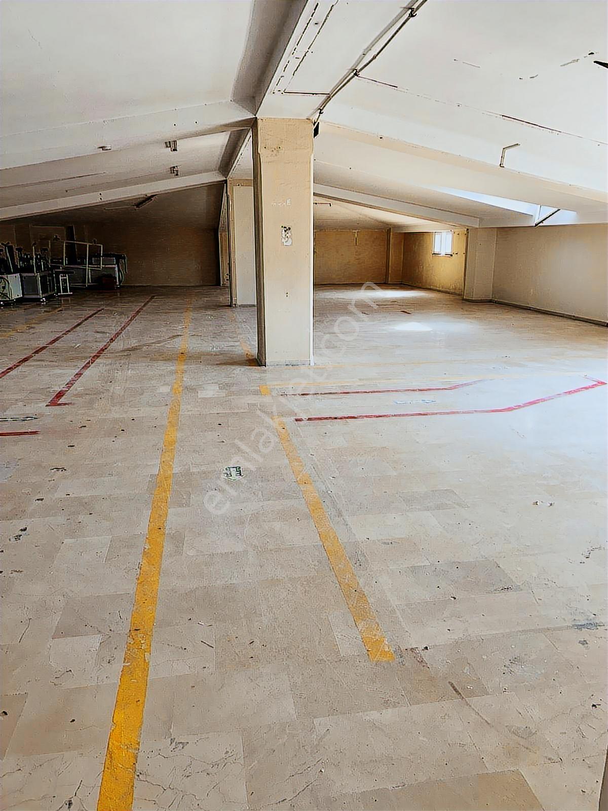 Bağcılarda Kiralık İşyeri Showroom,kesimhane, Ofis Ve Depo Uygun - Görsel 12