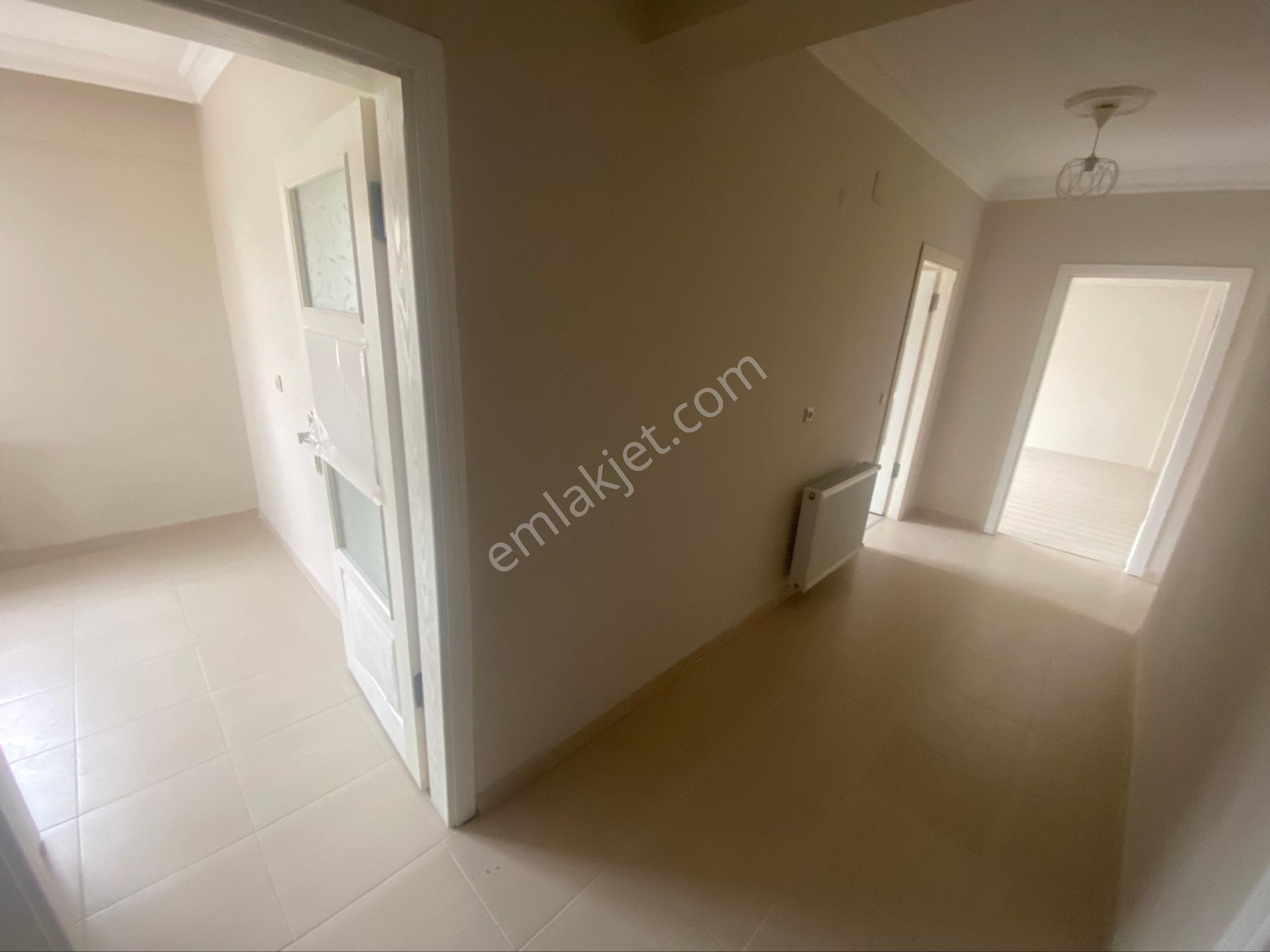 Furkan Emlak’tan İlyasköy Mah. 3+1 5.kat Arakat 130m2 Çift Balkonlu 12 Yıllık Fırsat Daire - Görsel 9