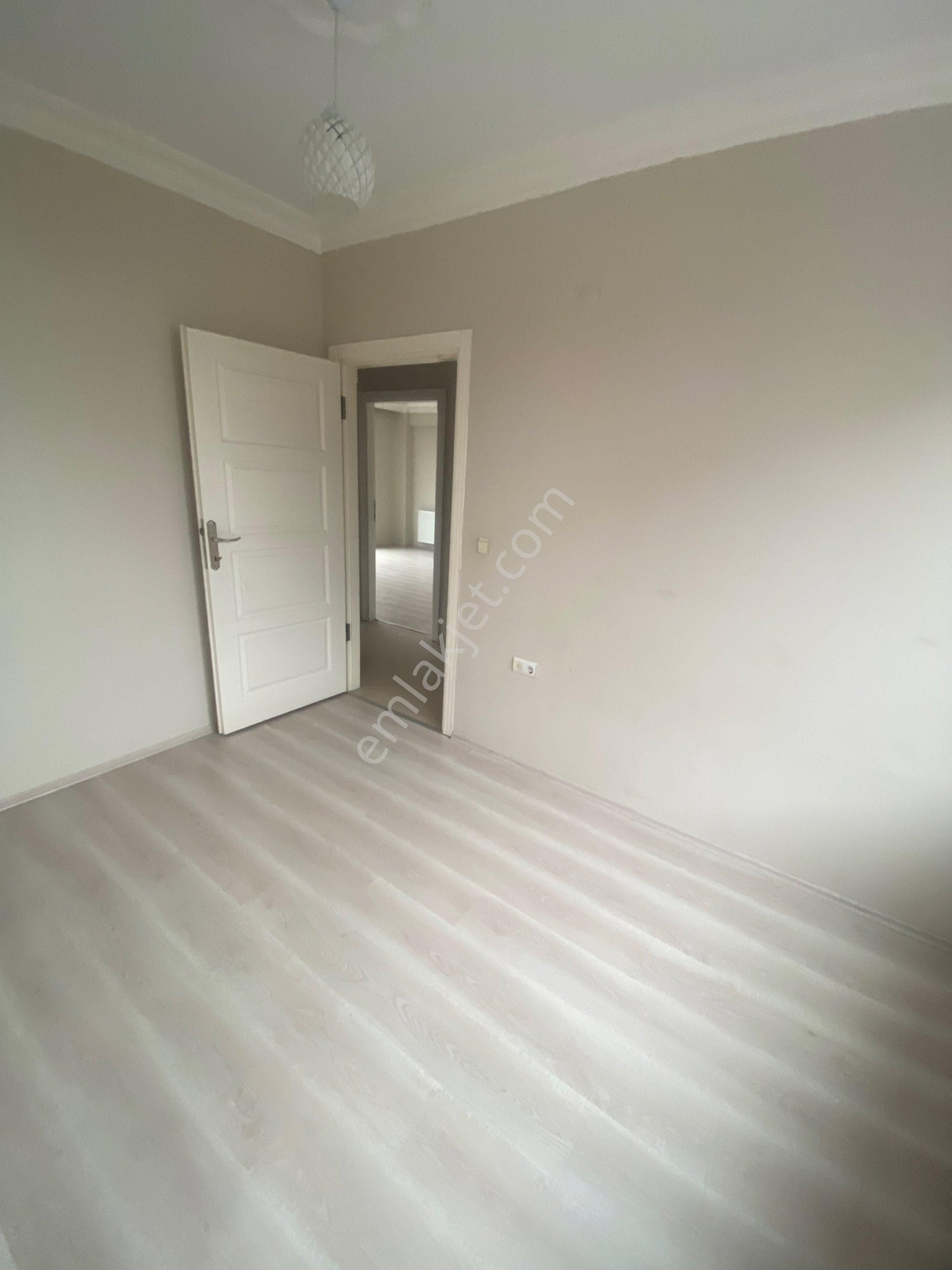 Furkan Emlak’tan İlyasköy Mah. 3+1 5.kat Arakat 130m2 Çift Balkonlu 12 Yıllık Fırsat Daire - Görsel 19