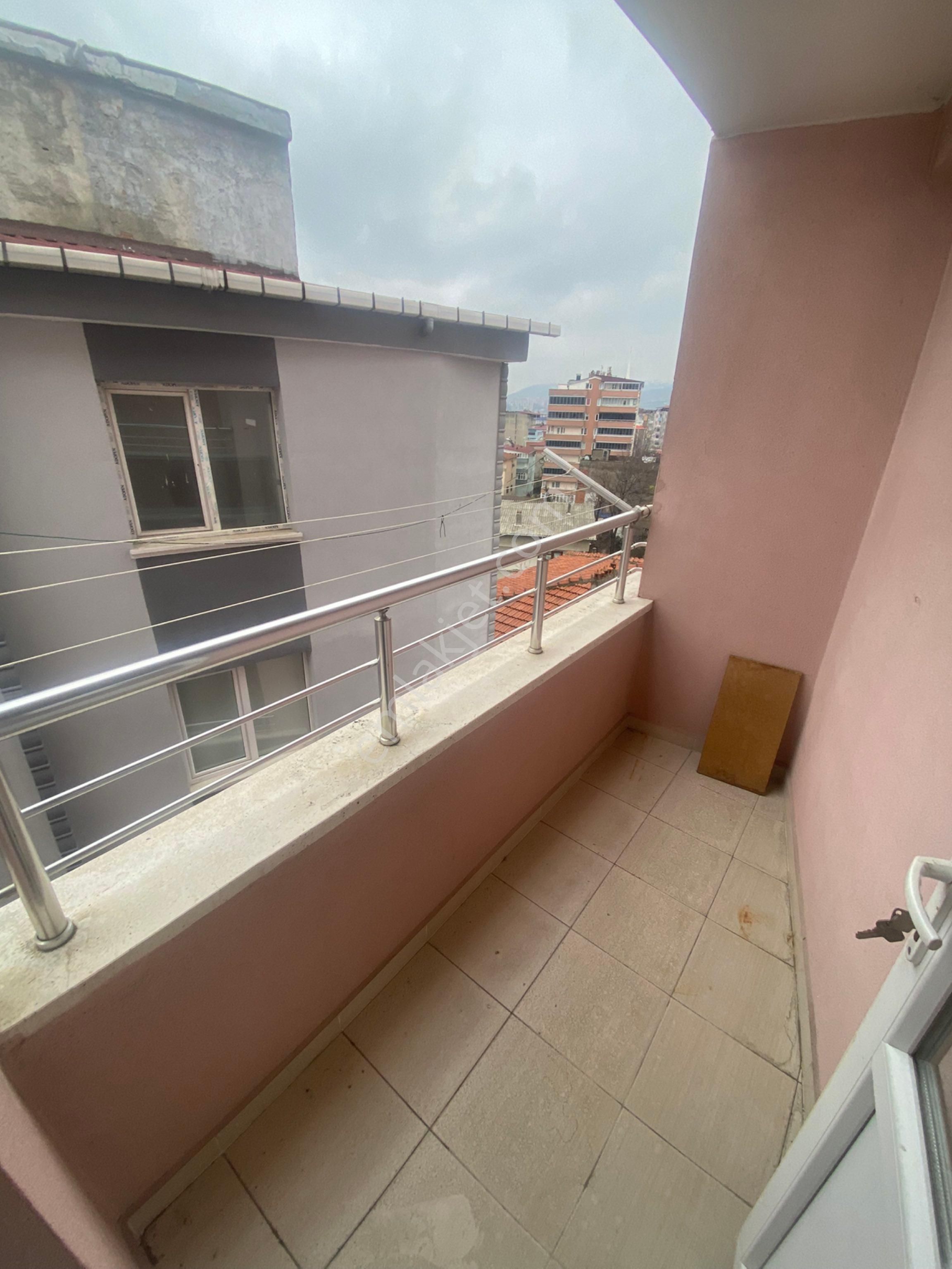 Furkan Emlak’tan İlyasköy Mah. 3+1 5.kat Arakat 130m2 Çift Balkonlu 12 Yıllık Fırsat Daire - Görsel 20