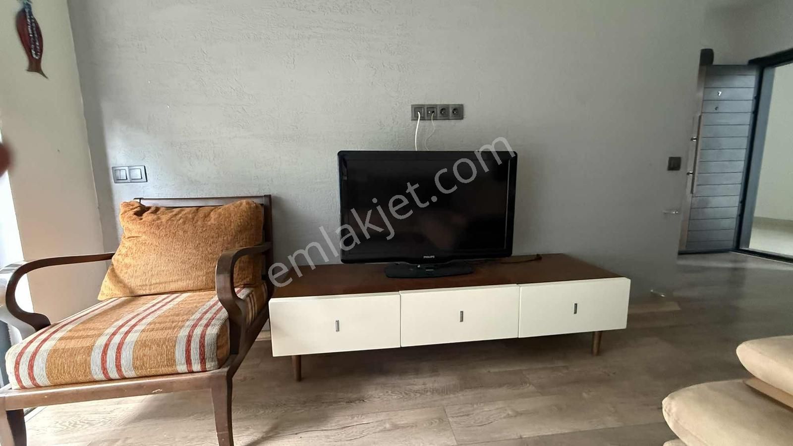 Altıntaş'ta Casa Bella Da Bahçe Kullanımlı Eşyalı Kıralık 1+1 - Görsel 15