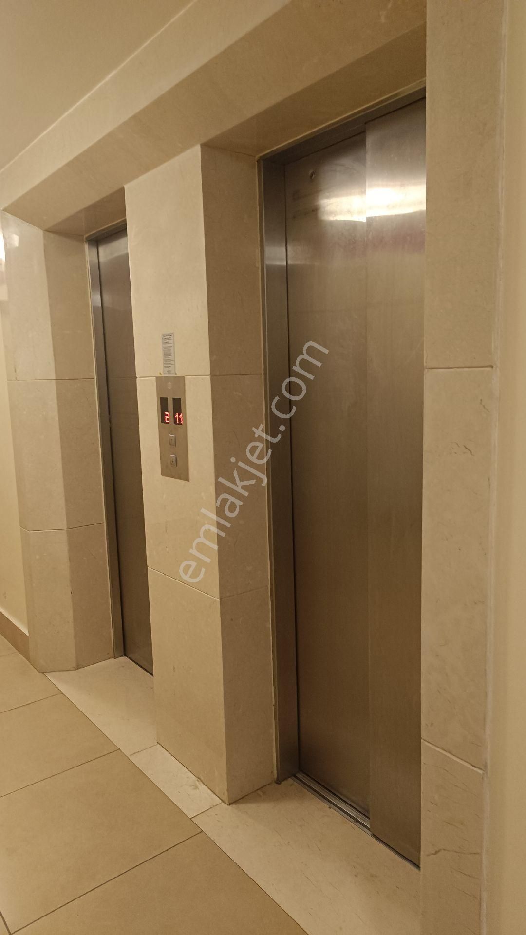 Rt Safir'den Bursa Modernde 3+1 Ful Eşyalı Satılık Arakat Daire - Görsel 6