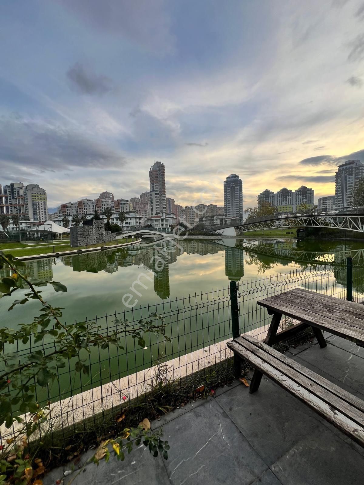 Rt Safir'den Bursa Modernde 3+1 Ful Eşyalı Satılık Arakat Daire - Görsel 5