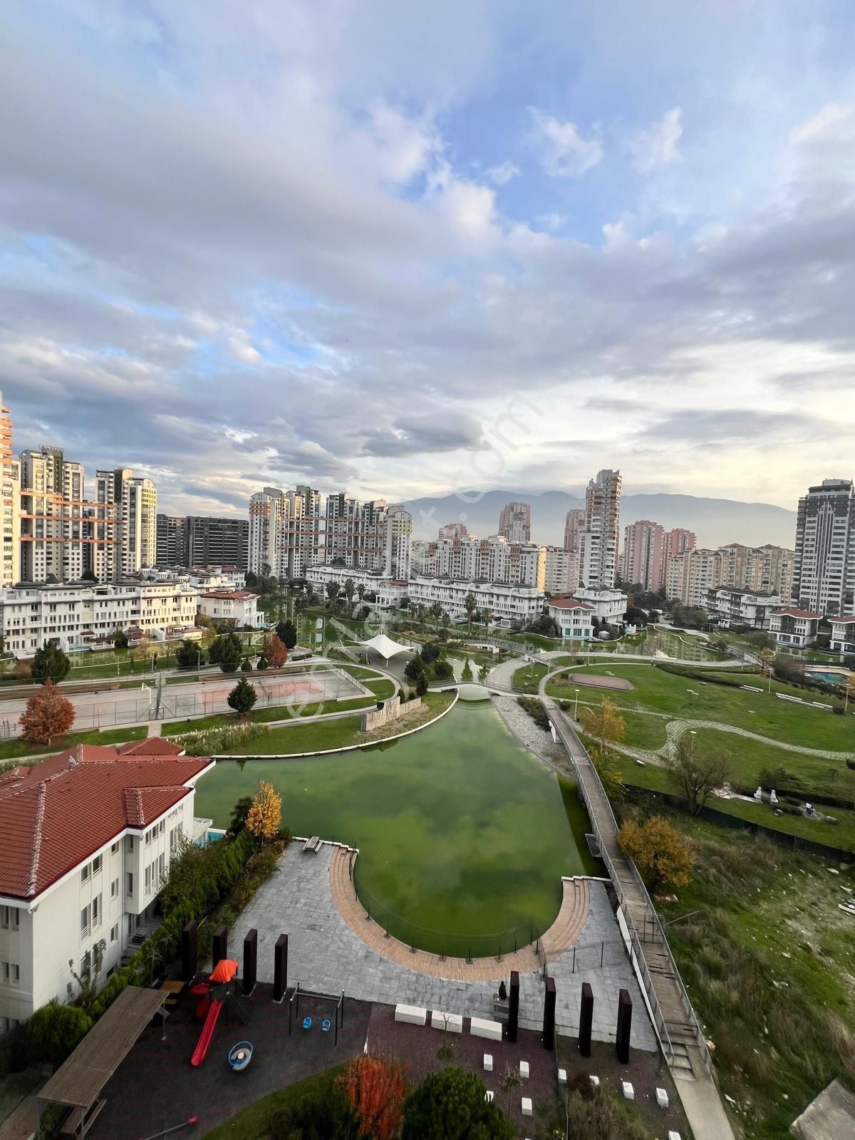 Rt Safir'den Bursa Modernde 3+1 Ful Eşyalı Satılık Arakat Daire