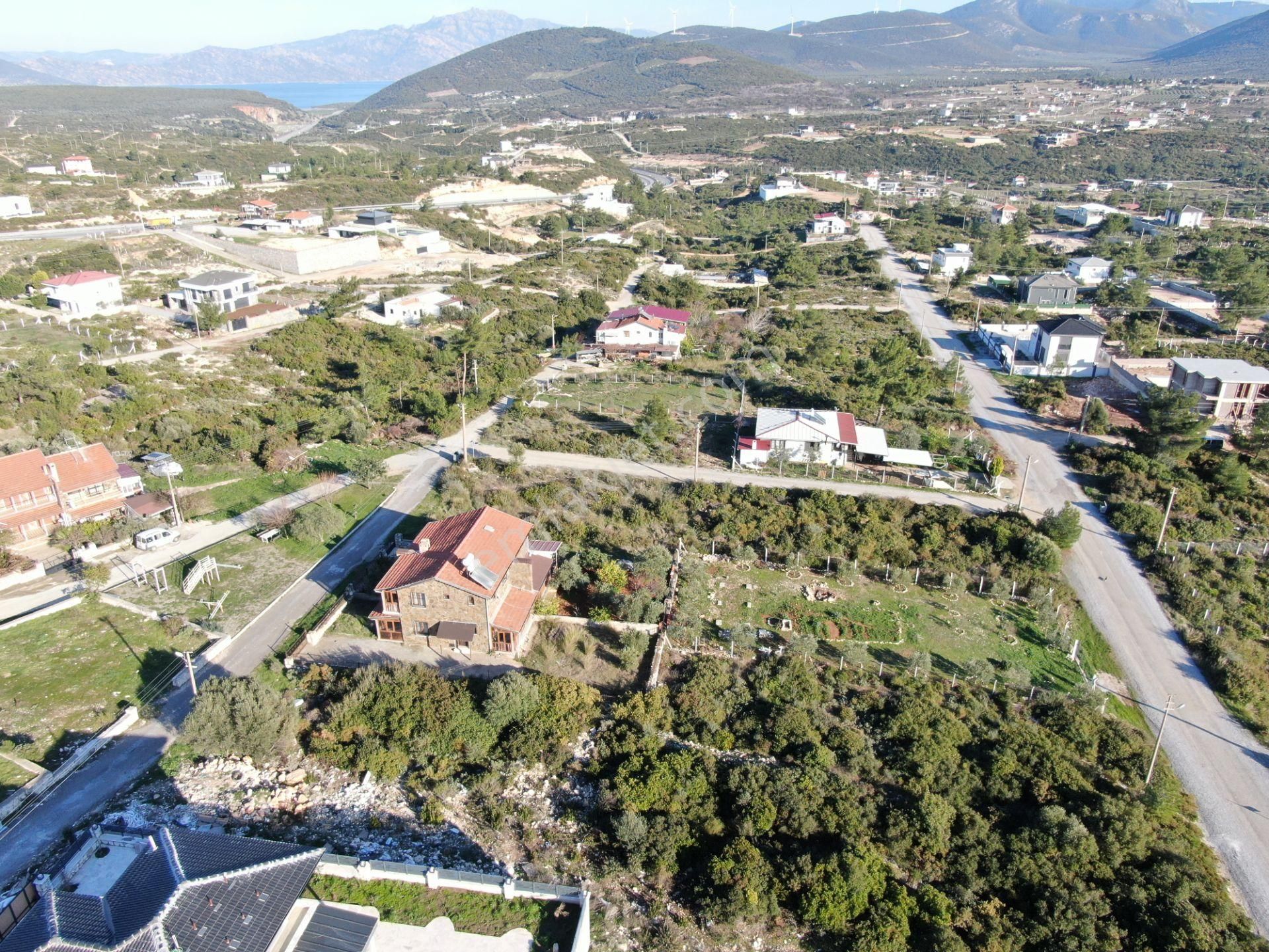 Didim Seyrantepe'de Satılık İmarlı Villa Arsası Göl Manzalı