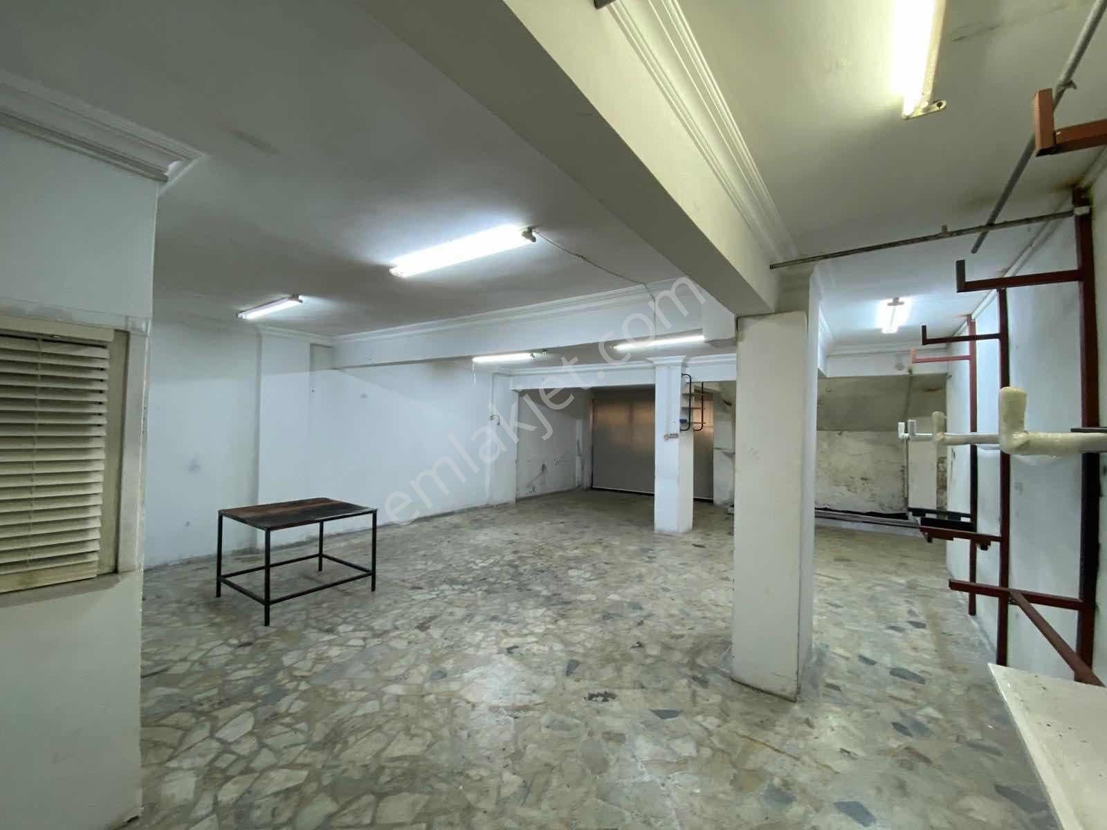 Yoldaş İnş Esentepe Merkezde Kiralık Dükkan