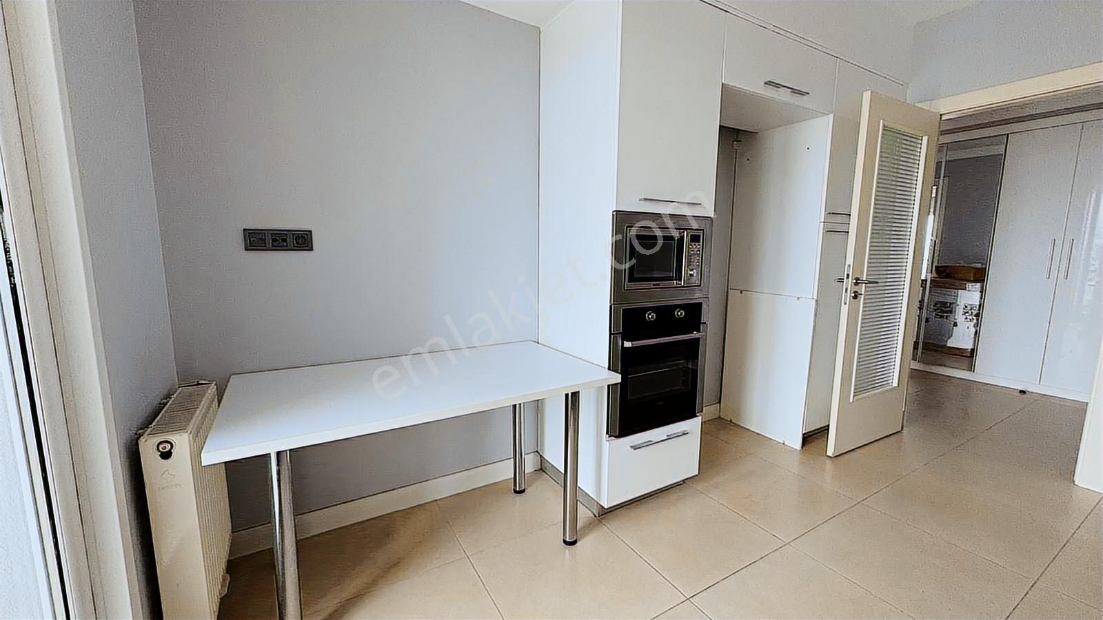Avrupa Konutları 3'te Ebeveyn Banyolu, 2+1 Kiralık Daire - Görsel 25