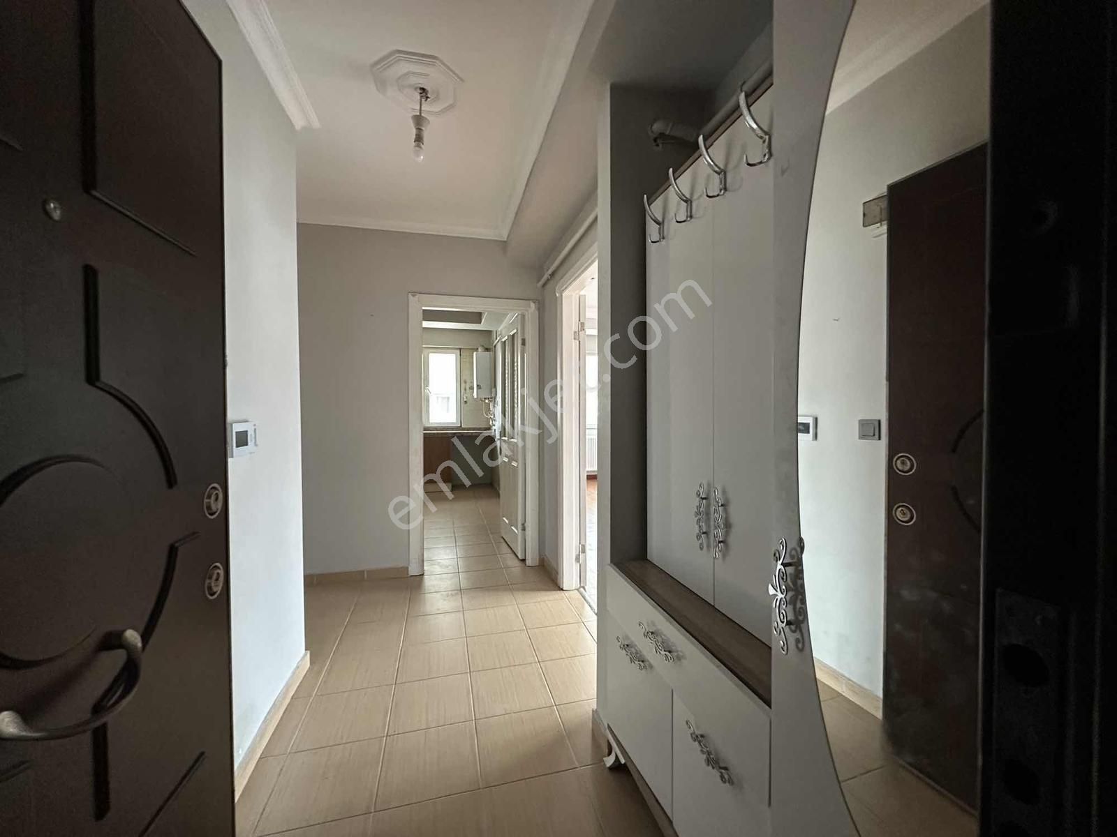 10 Katlı Bina Çift Bloklu Sitede 2+1 5. Kat Daire - Görsel 19