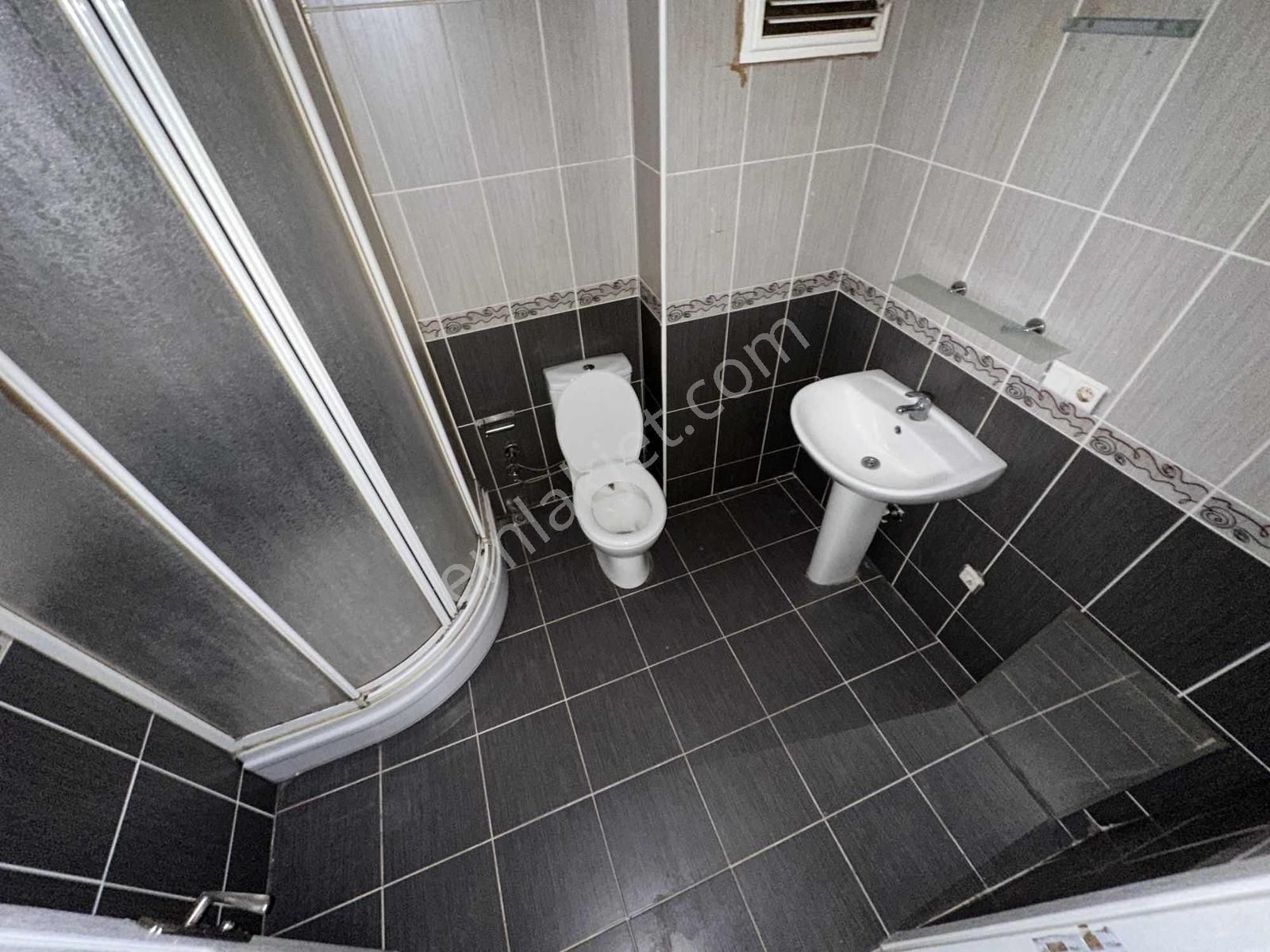 10 Katlı Bina Çift Bloklu Sitede 2+1 5. Kat Daire - Görsel 3