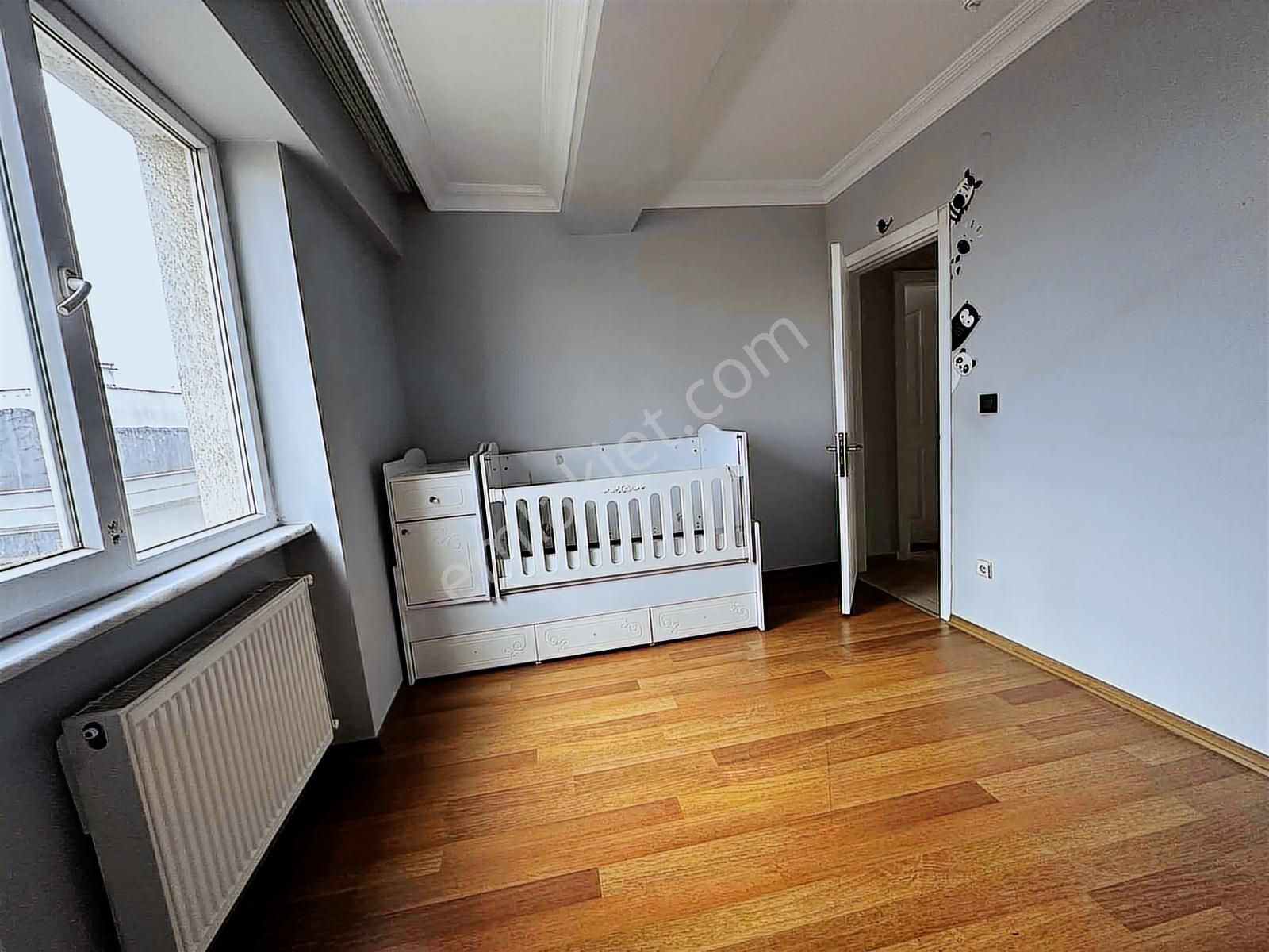 10 Katlı Bina Çift Bloklu Sitede 2+1 5. Kat Daire - Görsel 2