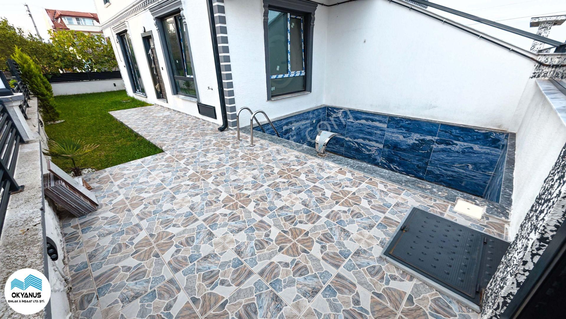 Kocaalide Müstakil Bahçeli Havuzlu Şık Villa Okyanustan - Görsel 31