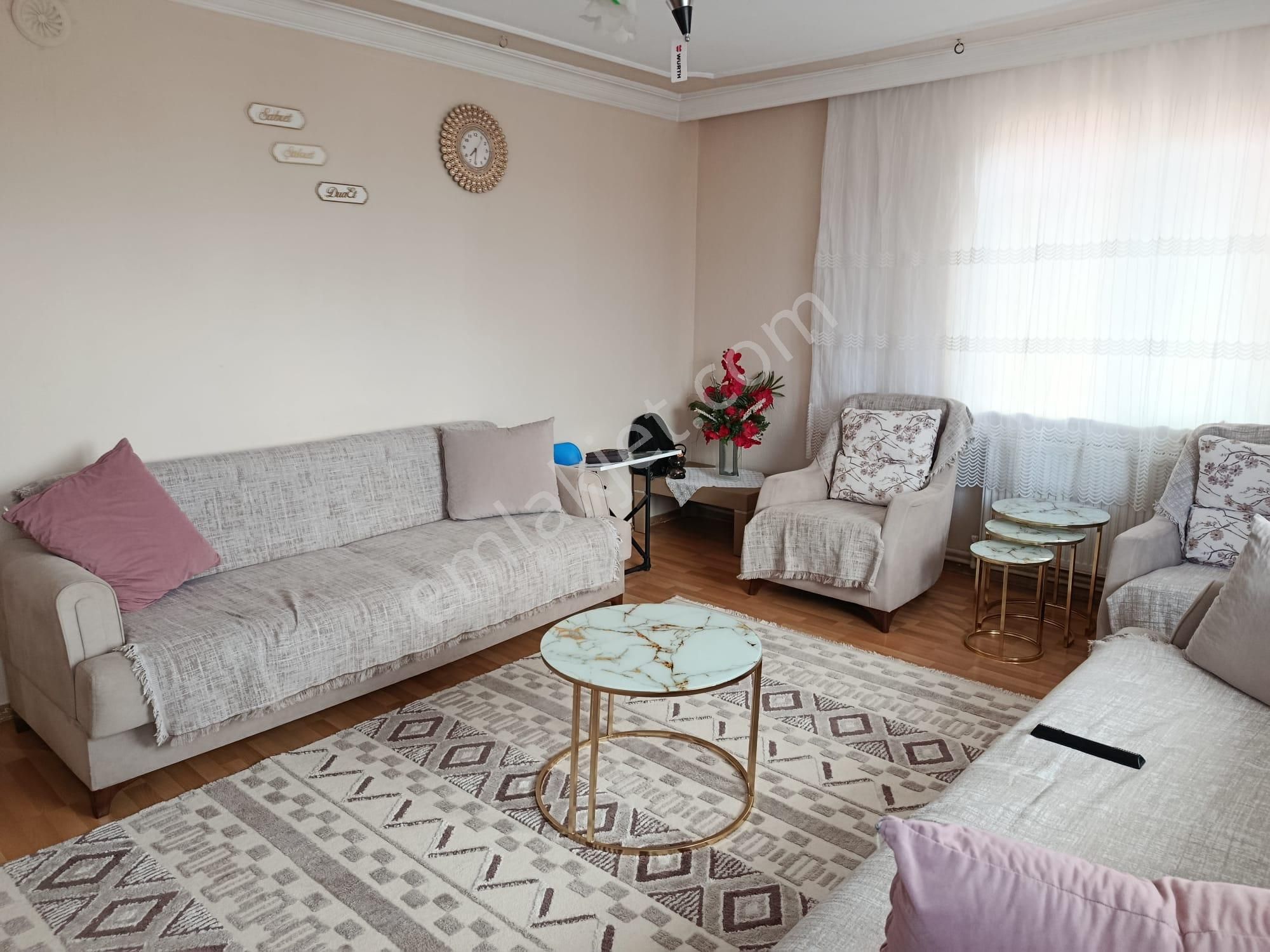 Afyon Tezcan Emlaktan Fatih Mahallesinde Müstakil Tadında 2+1 Daire - Görsel 3