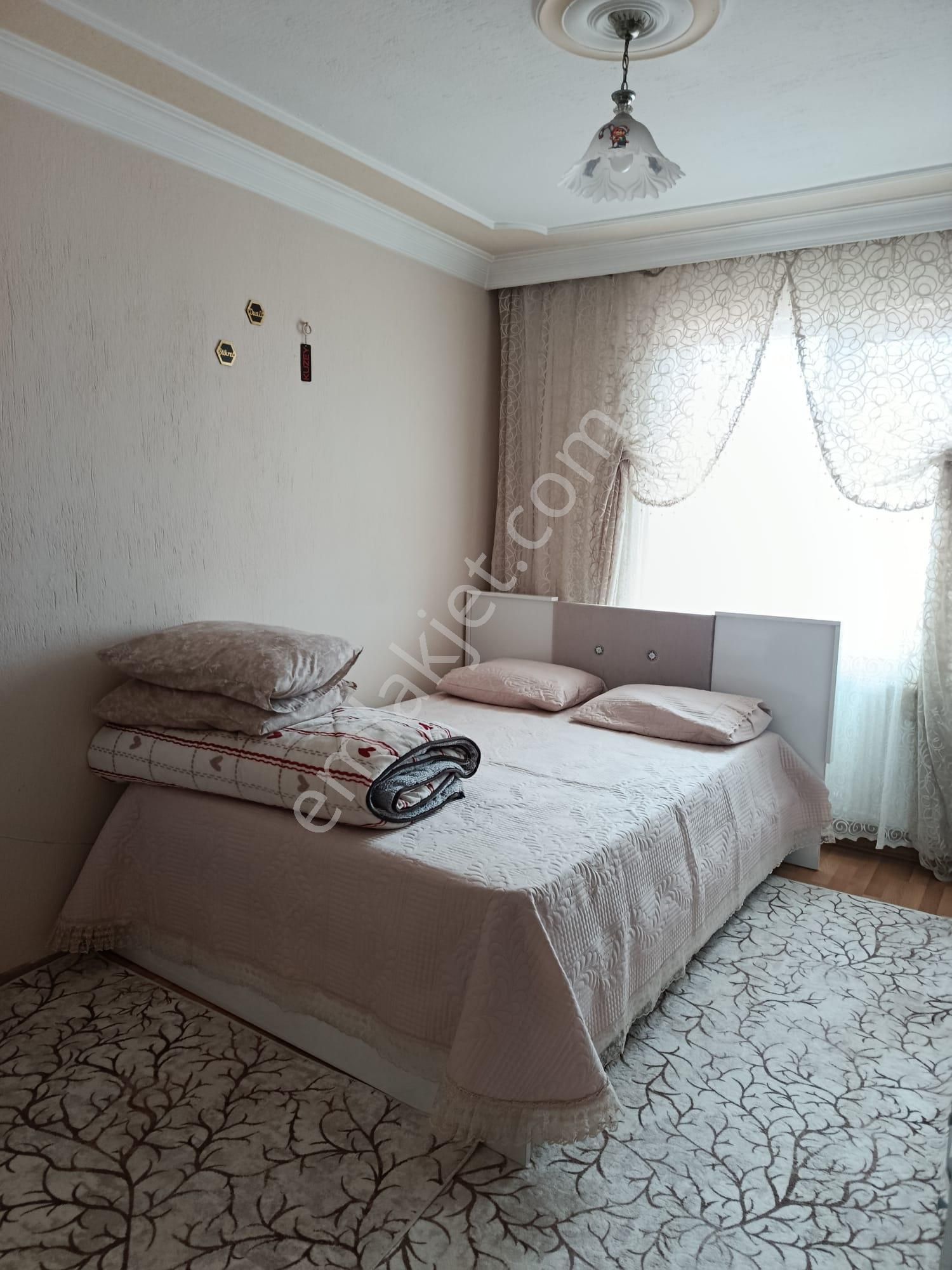 Afyon Tezcan Emlaktan Fatih Mahallesinde Müstakil Tadında 2+1 Daire - Görsel 2