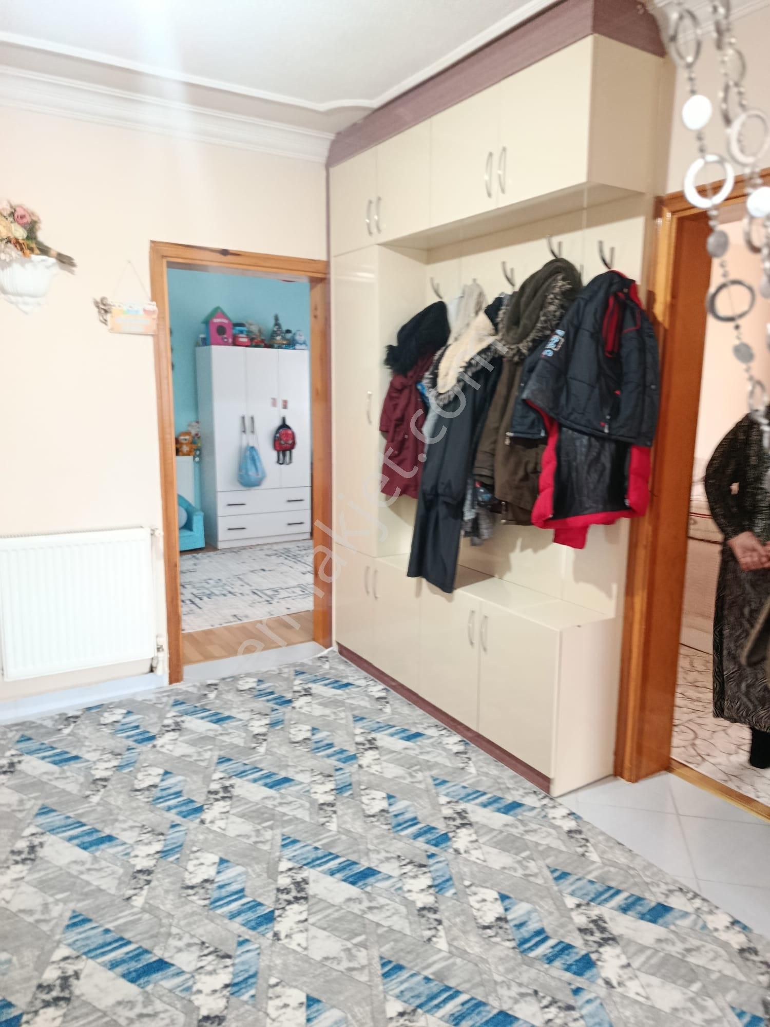 Afyon Tezcan Emlaktan Fatih Mahallesinde Müstakil Tadında 2+1 Daire - Görsel 14