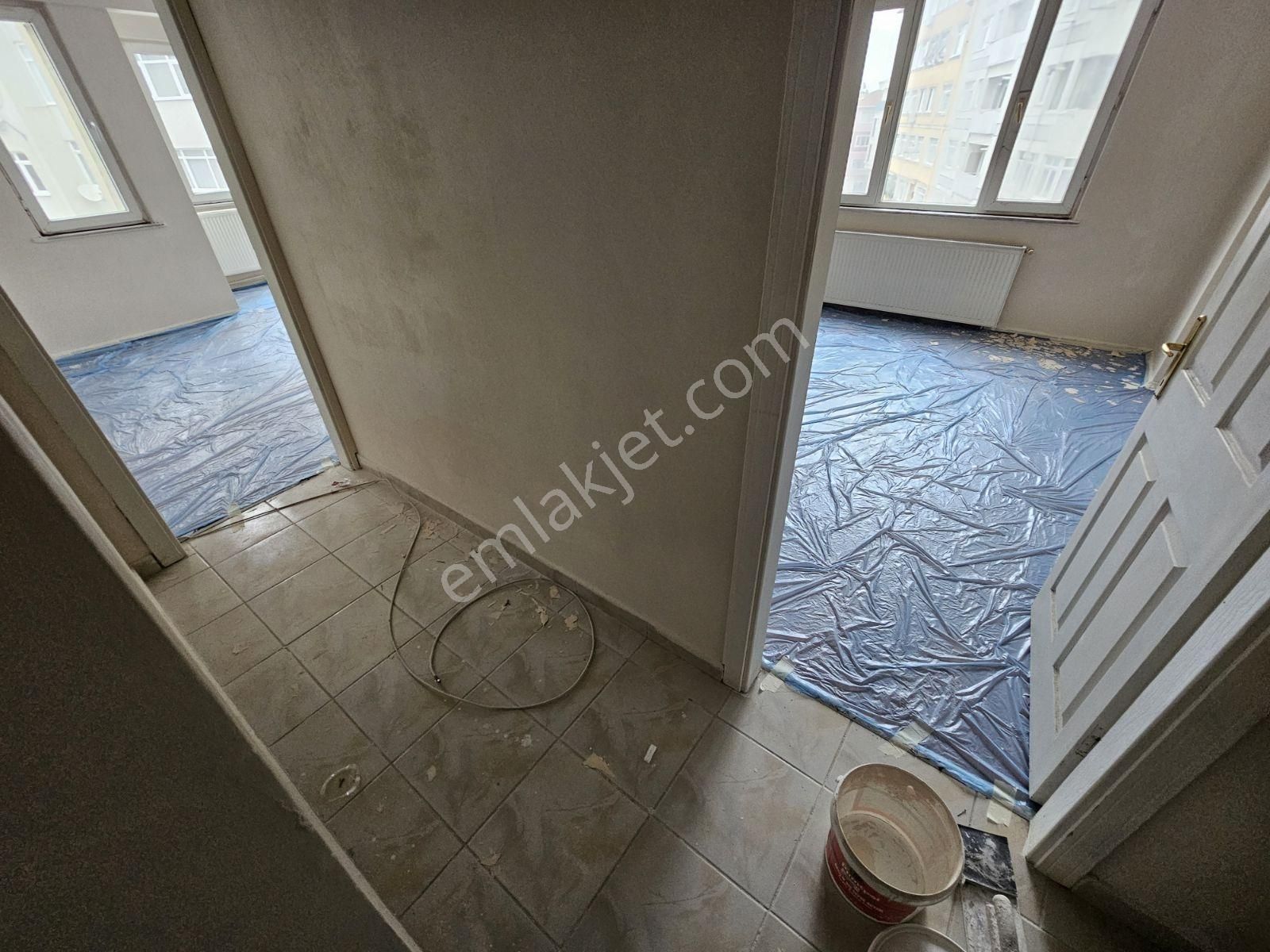 Kocamustafapaşa 2.ara Kat 80mk 2+1kombili Boya Badanalı 30.000tl - Görsel 24