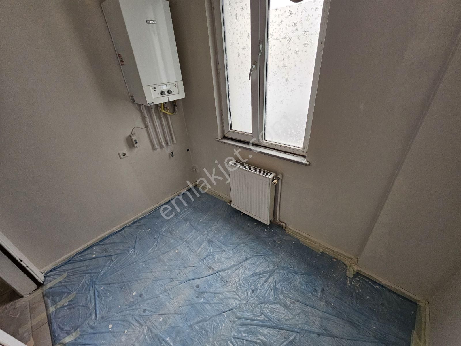 Kocamustafapaşa 2.ara Kat 80mk 2+1kombili Boya Badanalı 30.000tl - Görsel 20