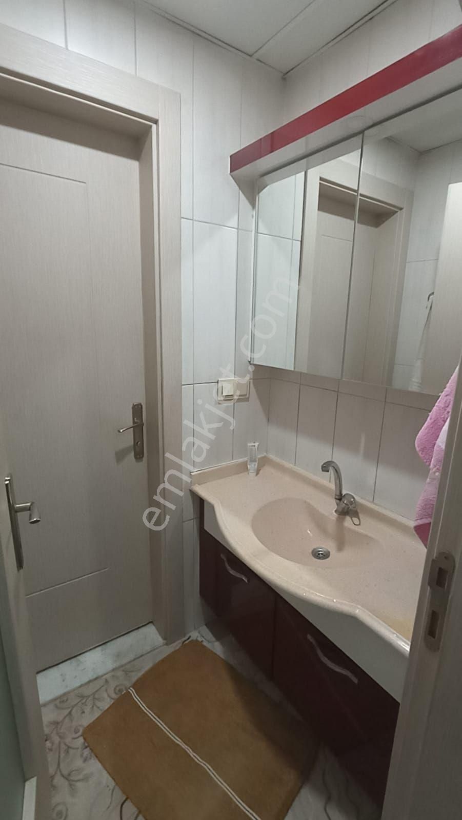 Emin Gyo’dan Ulubatlıhasan’da Satılık Geniş 3+1 Daire - Görsel 13