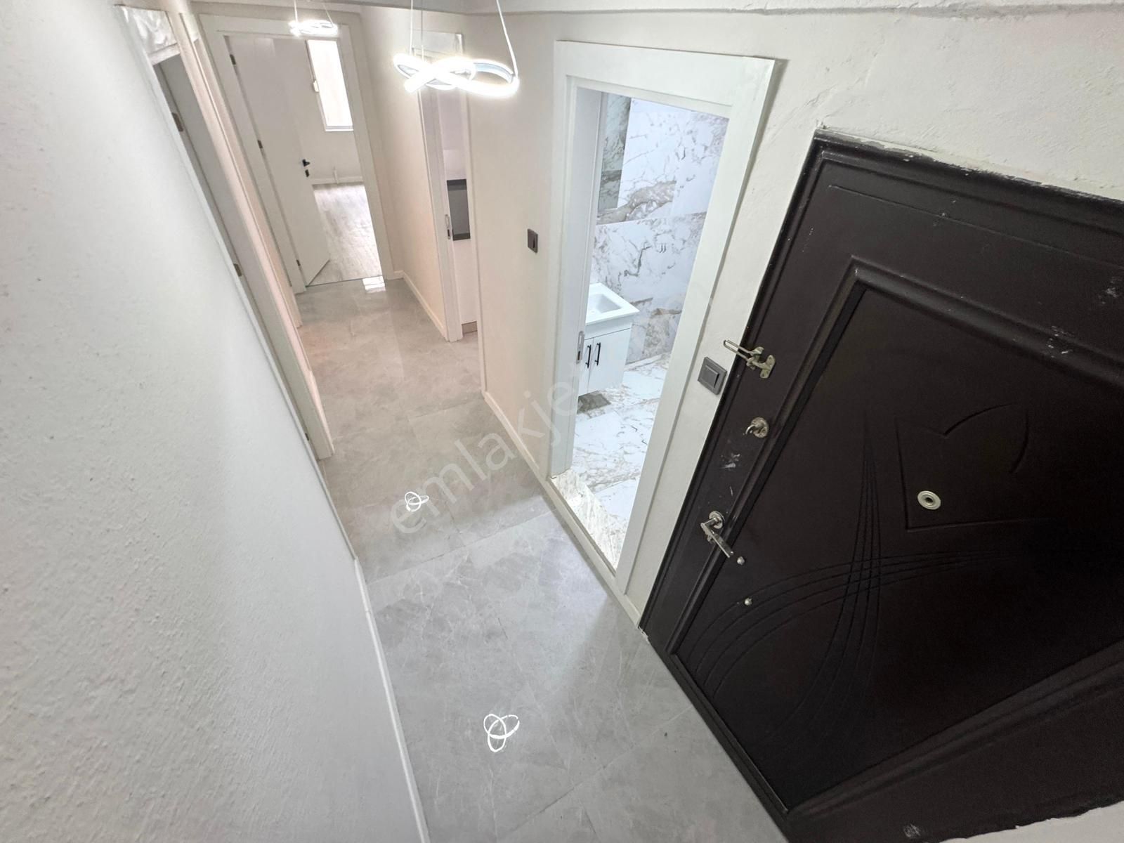 🏡 Referans'tan Akçay'da Ara Kat Full Yapılı 2+1 Daire - Görsel 5