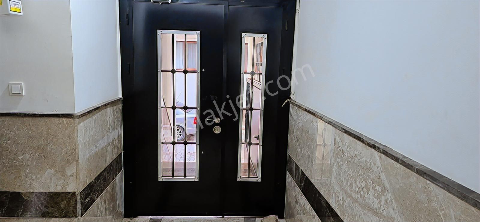 Çiğli Yeni Mahallede 2+1 Satılık Daire Kapalı Mutfak - Görsel 6