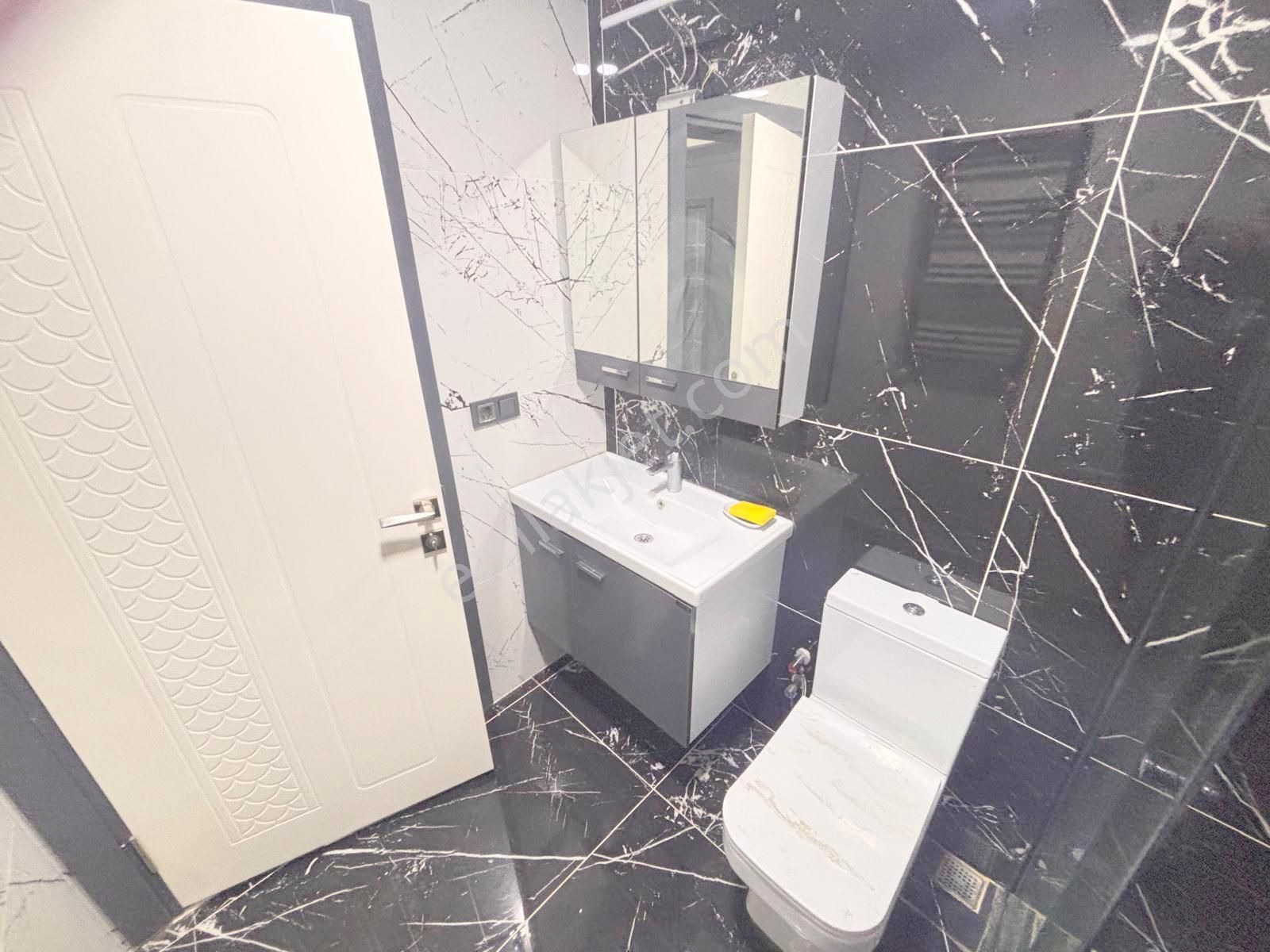 🟠🔵akçay'da Ayrı Mutfaklı Arakat Kombili Cam Balkonlu 2+1 Daire - Görsel 16