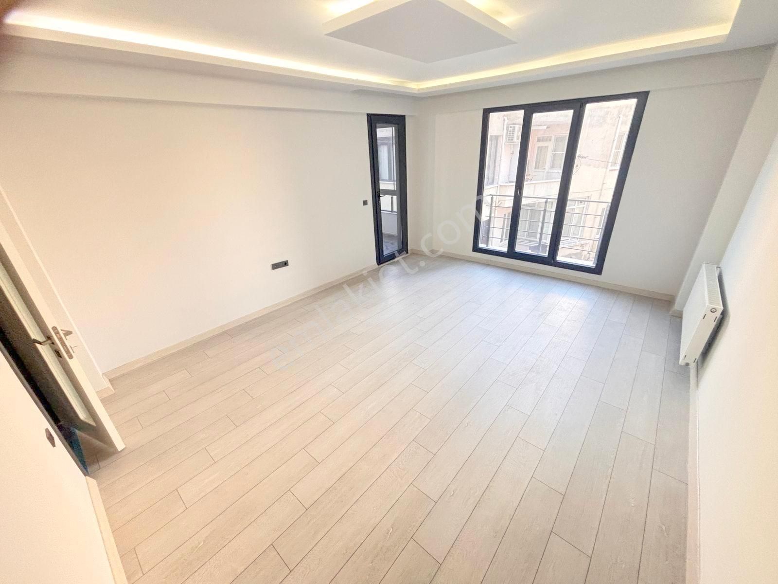 🟠🔵akçay'da Ayrı Mutfaklı Arakat Kombili Cam Balkonlu 2+1 Daire - Görsel 11