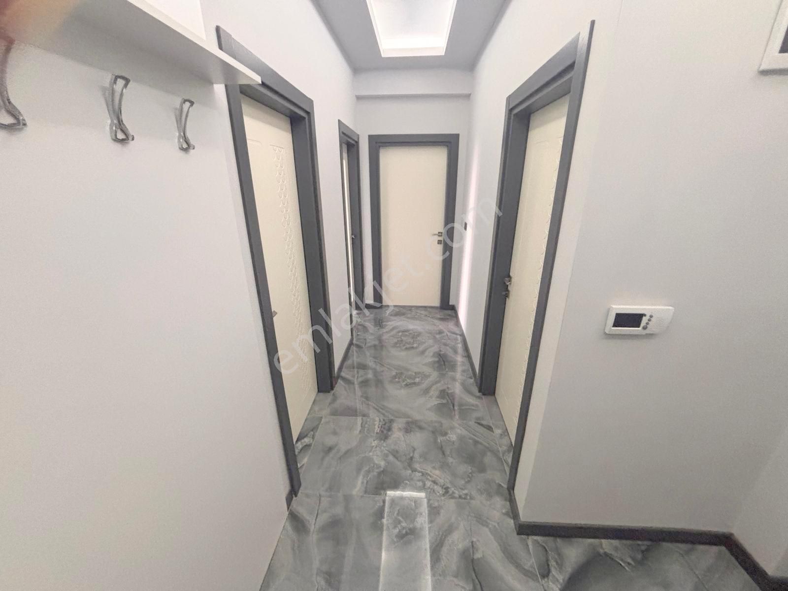 🟠🔵akçay'da Ayrı Mutfaklı Arakat Kombili Cam Balkonlu 2+1 Daire - Görsel 9