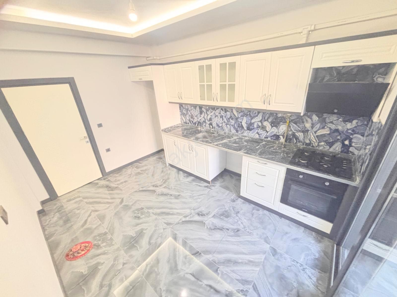 🟠🔵akçay'da Ayrı Mutfaklı Arakat Kombili Cam Balkonlu 2+1 Daire - Görsel 32