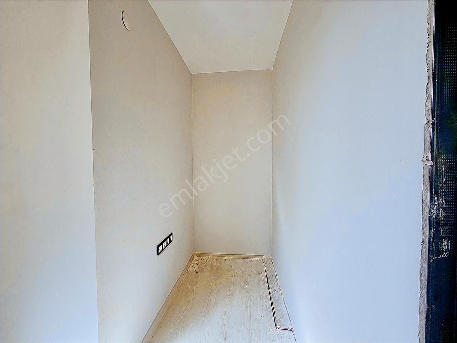 Altınovada 2+1 Bahçe Dubleks Keyıflı Daıre - Görsel 2