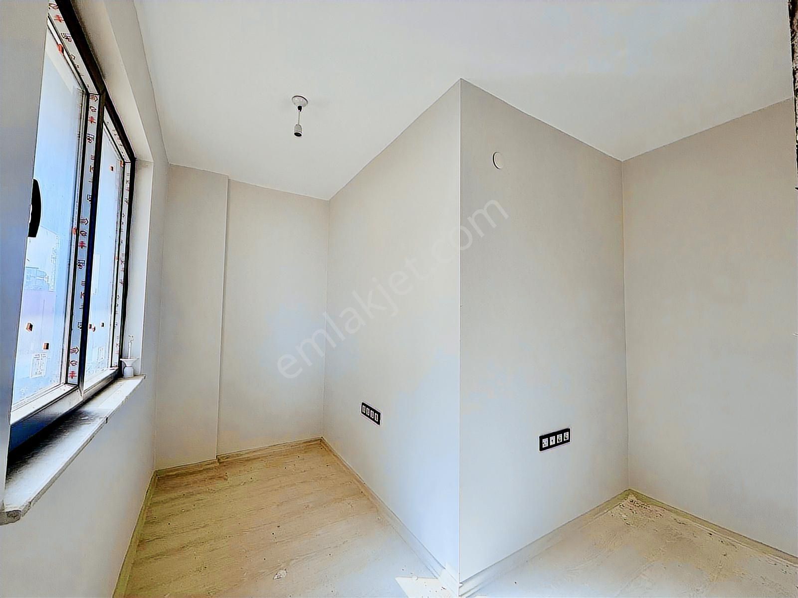 Altınovada 2+1 Bahçe Dubleks Keyıflı Daıre - Görsel 13