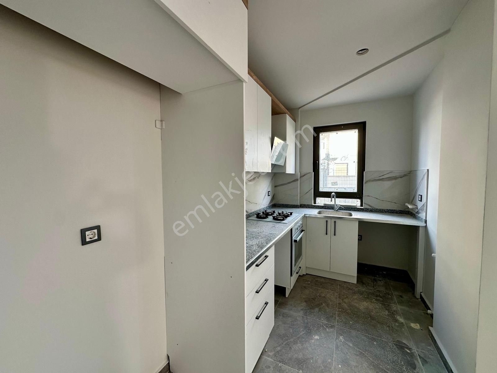 Altınovada 2+1 Bahçe Dubleks Keyıflı Daıre - Görsel 10