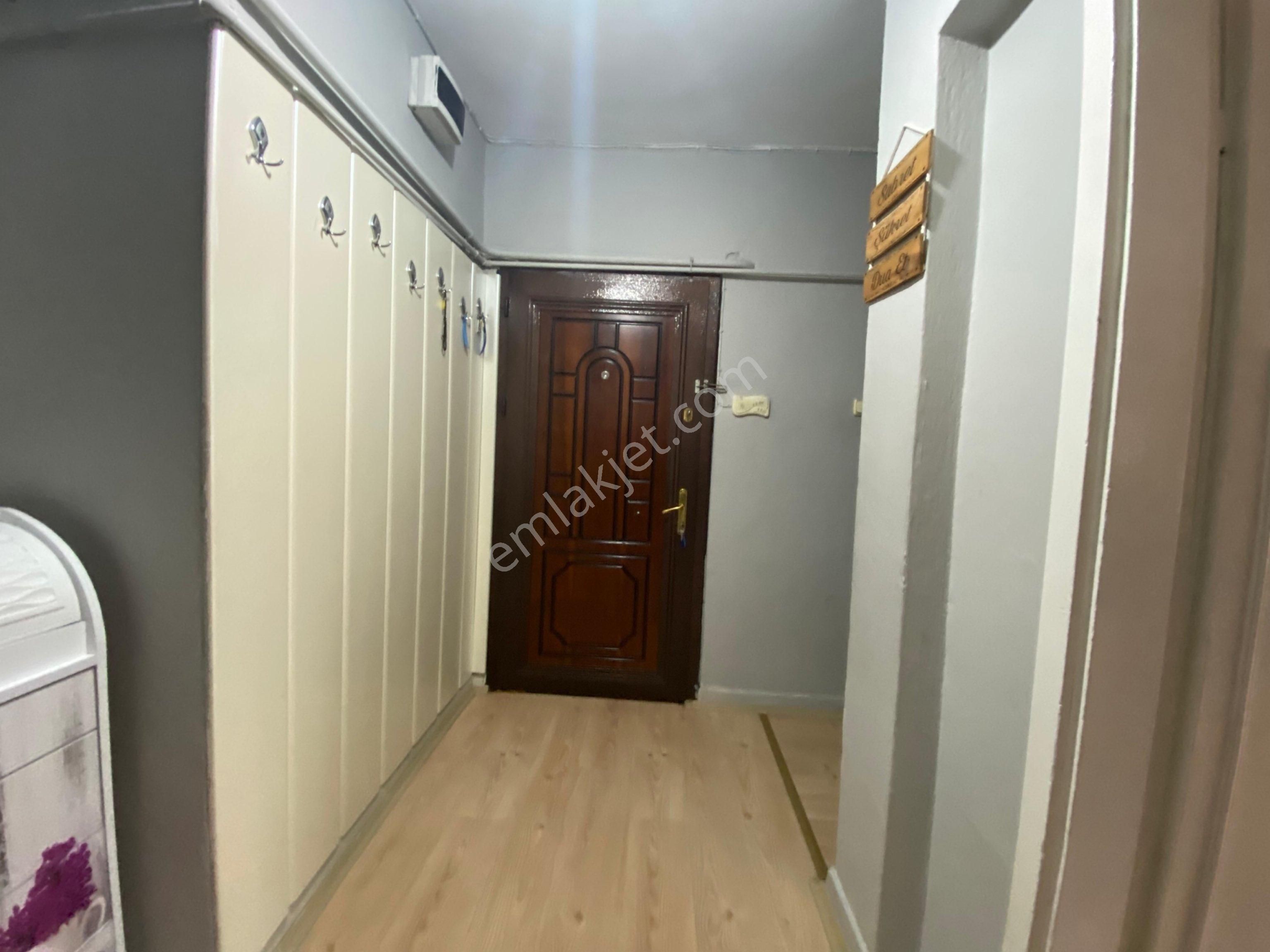 Sahibinden Şefkat Mahallesi Üst Kat 3+1 Ön Cepheli Önü Açık Yapılı Daire - Görsel 16